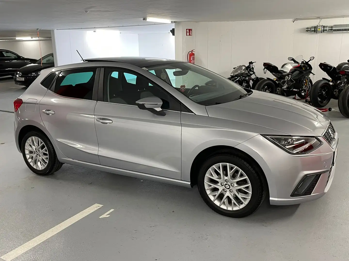 SEAT Ibiza 1,0 Style Silber - 2
