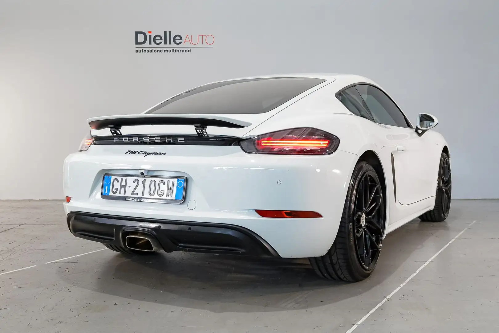 Porsche 718 Cayman 2.0 300cv pdk Bílá - 2