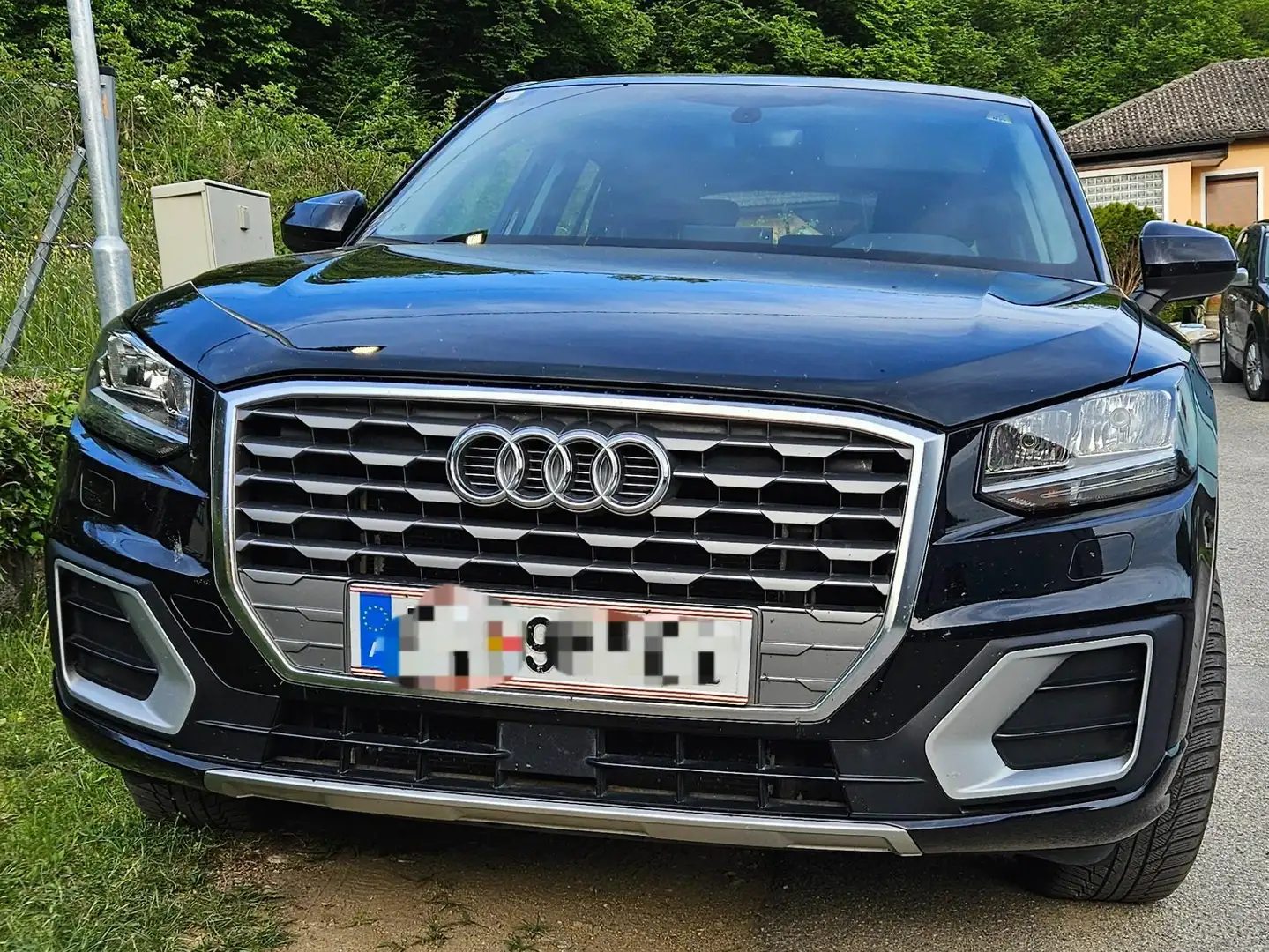 Audi Q2 Q2 1,4 TFSI COD Design Design Schwarz - 1