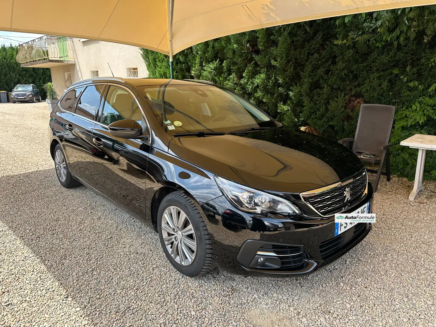 Peugeot 308 Break 1.5 BlueHDI 130ch Allure Pack Boite auto Zwart - 1