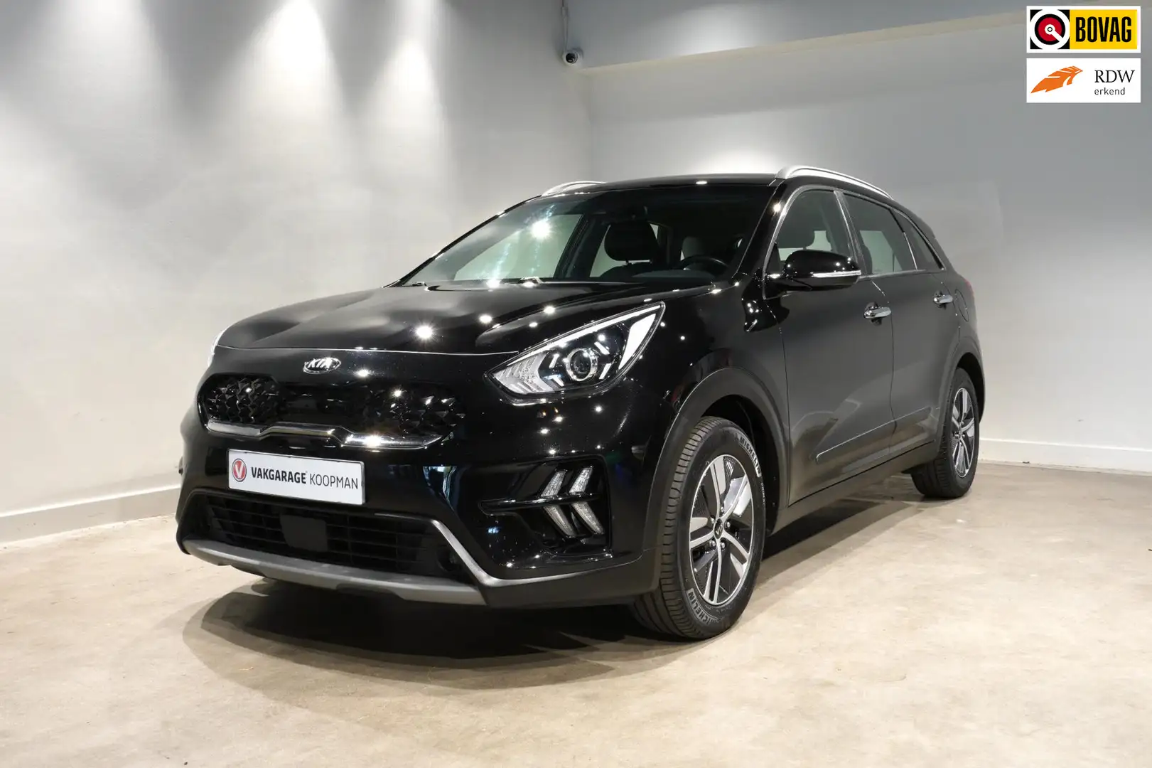 Kia Niro 1.6 GDi Hybrid DynamicLine Trekhaak, Carplay, NAP Schwarz - 1