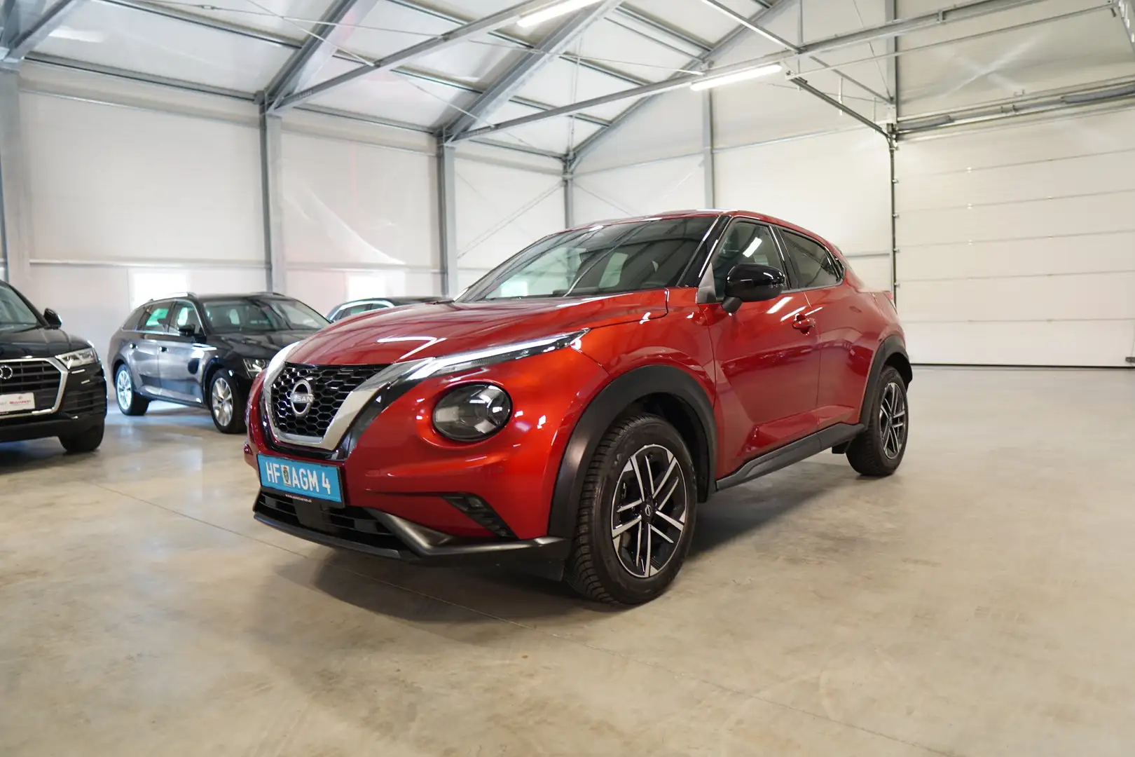 Nissan Juke 1,0 DIG-T N-Connecta Aut. LED NAVI RFK TEMPOMAT Rood - 1