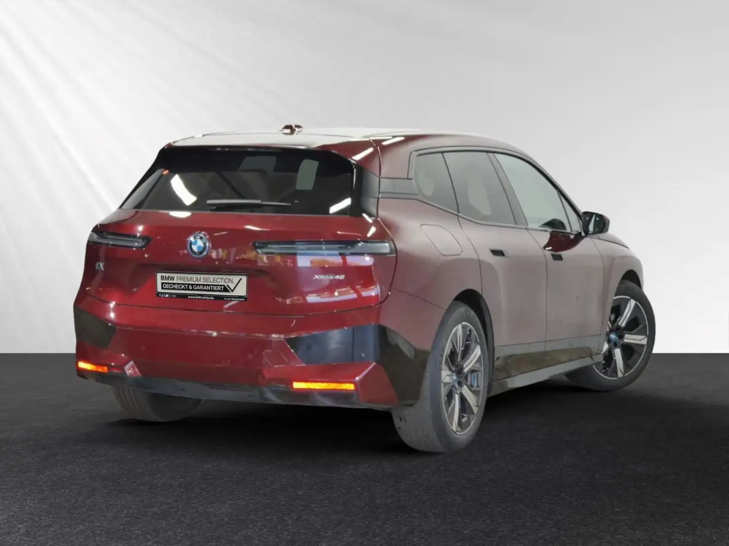 BMW iX xDrive40 LR 399,- br.o.Anz.24 Mon. / 5' Km p.A. Rosso - 2