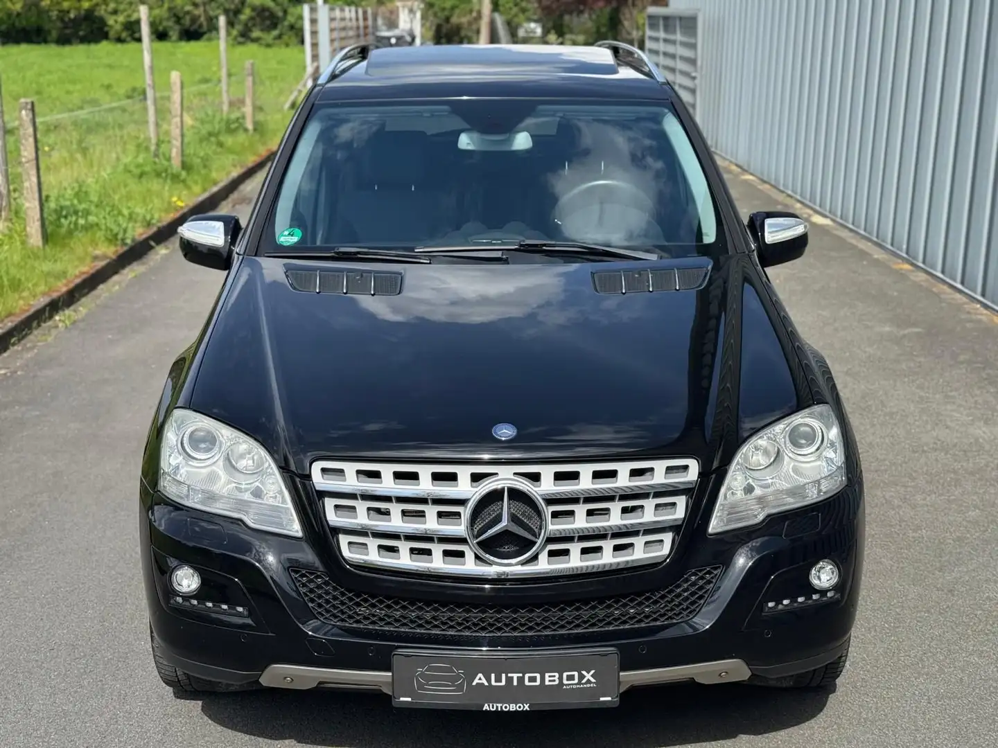 Mercedes-Benz ML 500 ML500 *LPG*HARMAN*MEMORY*AIRMATIC*AHK*XENON*SD* Schwarz - 2