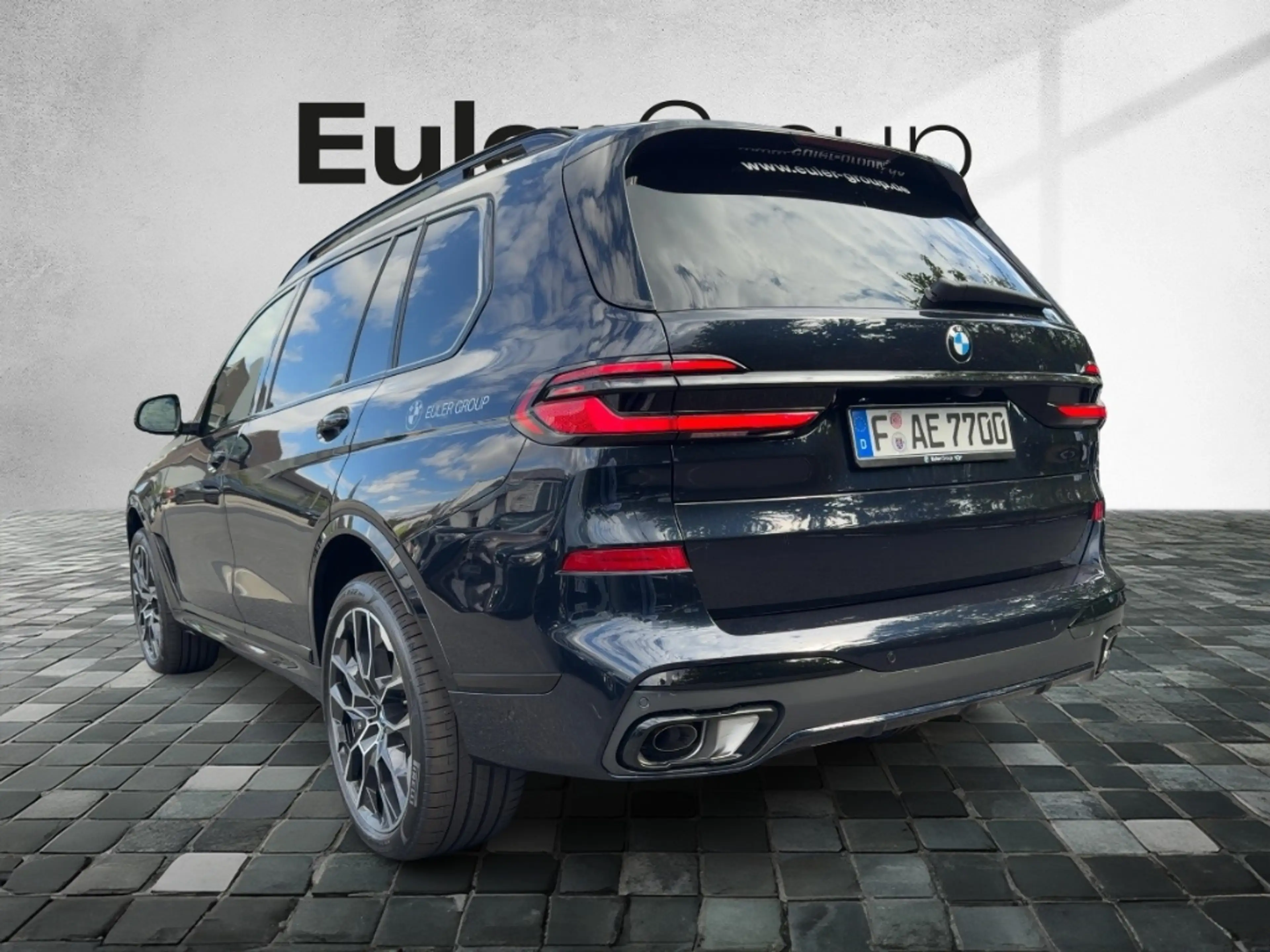 BMW X7 xDrive 40d Sportpaket HUD Luftfederung Niveau Stan — photo 3