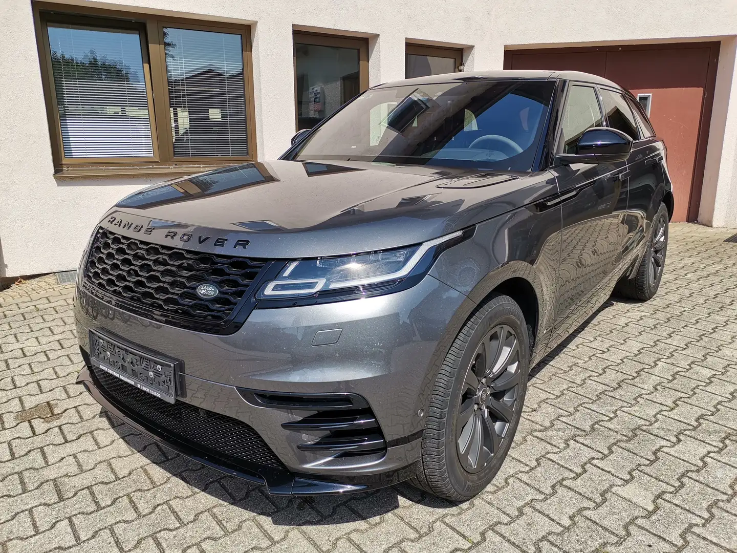 Land Rover Range Rover Velar 3.0d R-Dynamic Gris - 1