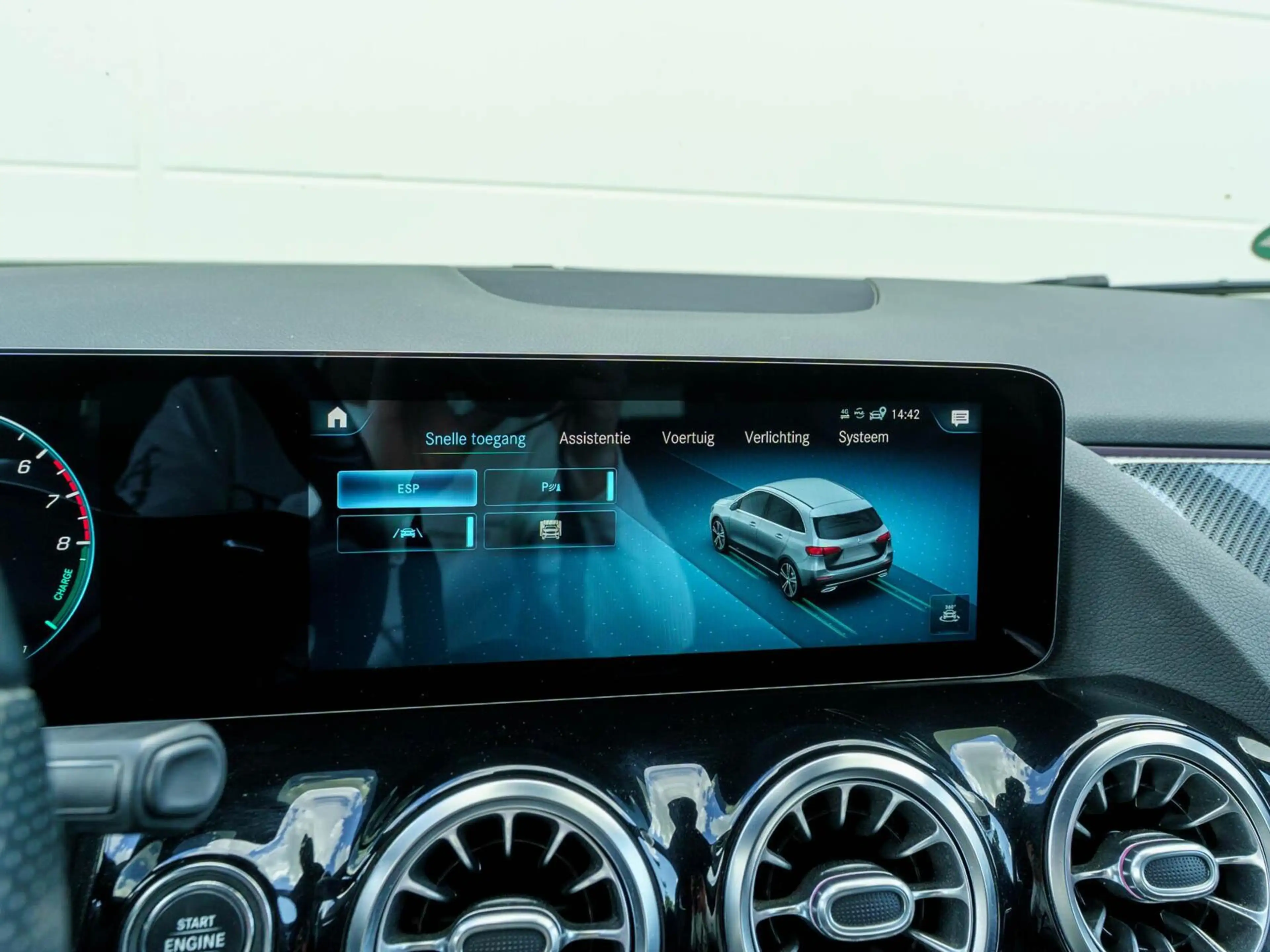 Mercedes-Benz B 250 e AMG Business Solution | Navigatie | Camera | Sfe — photo 24