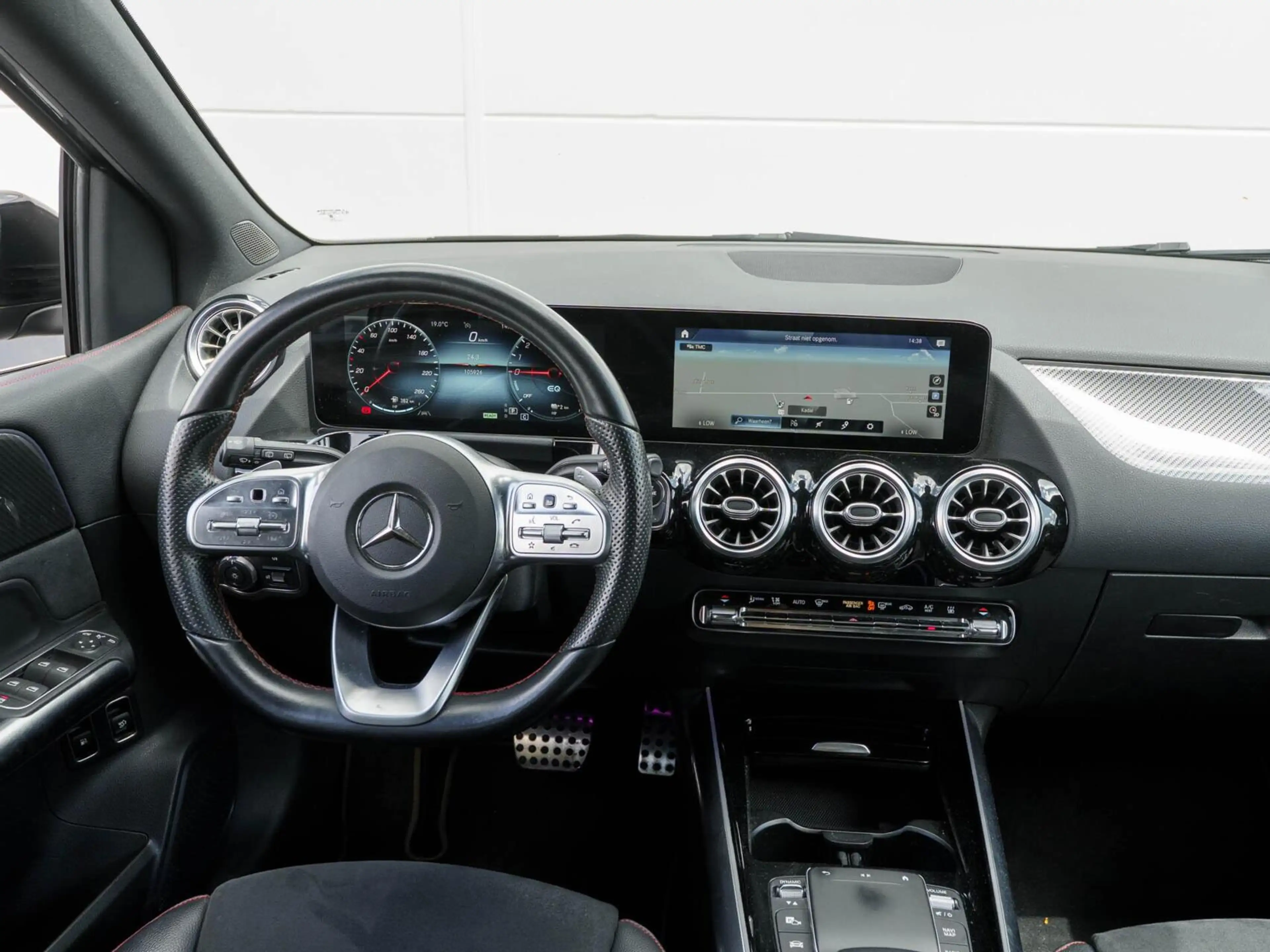 Mercedes-Benz B 250 e AMG Business Solution | Navigatie | Camera | Sfe — photo 22