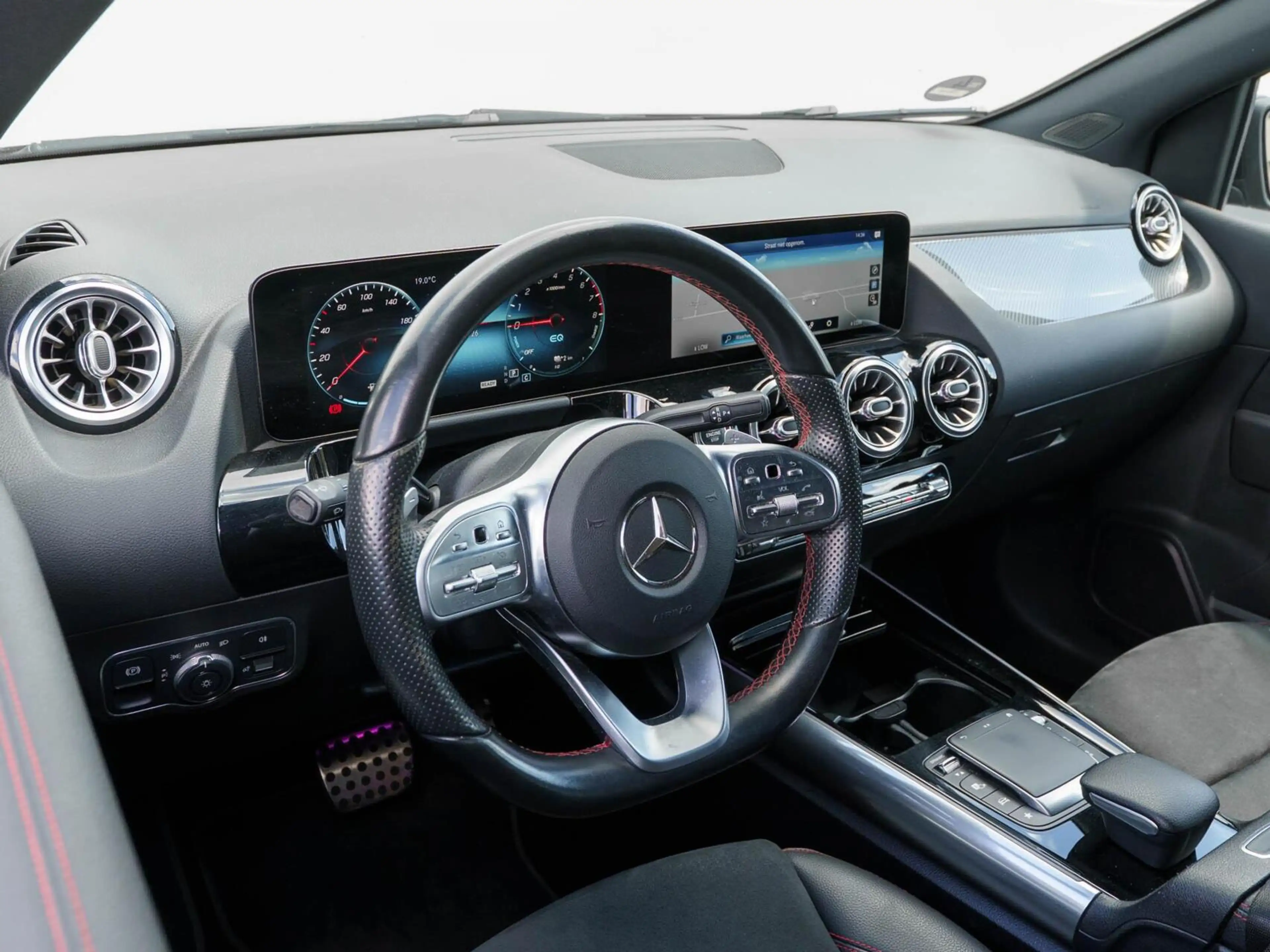 Mercedes-Benz B 250 e AMG Business Solution | Navigatie | Camera | Sfe — photo 18