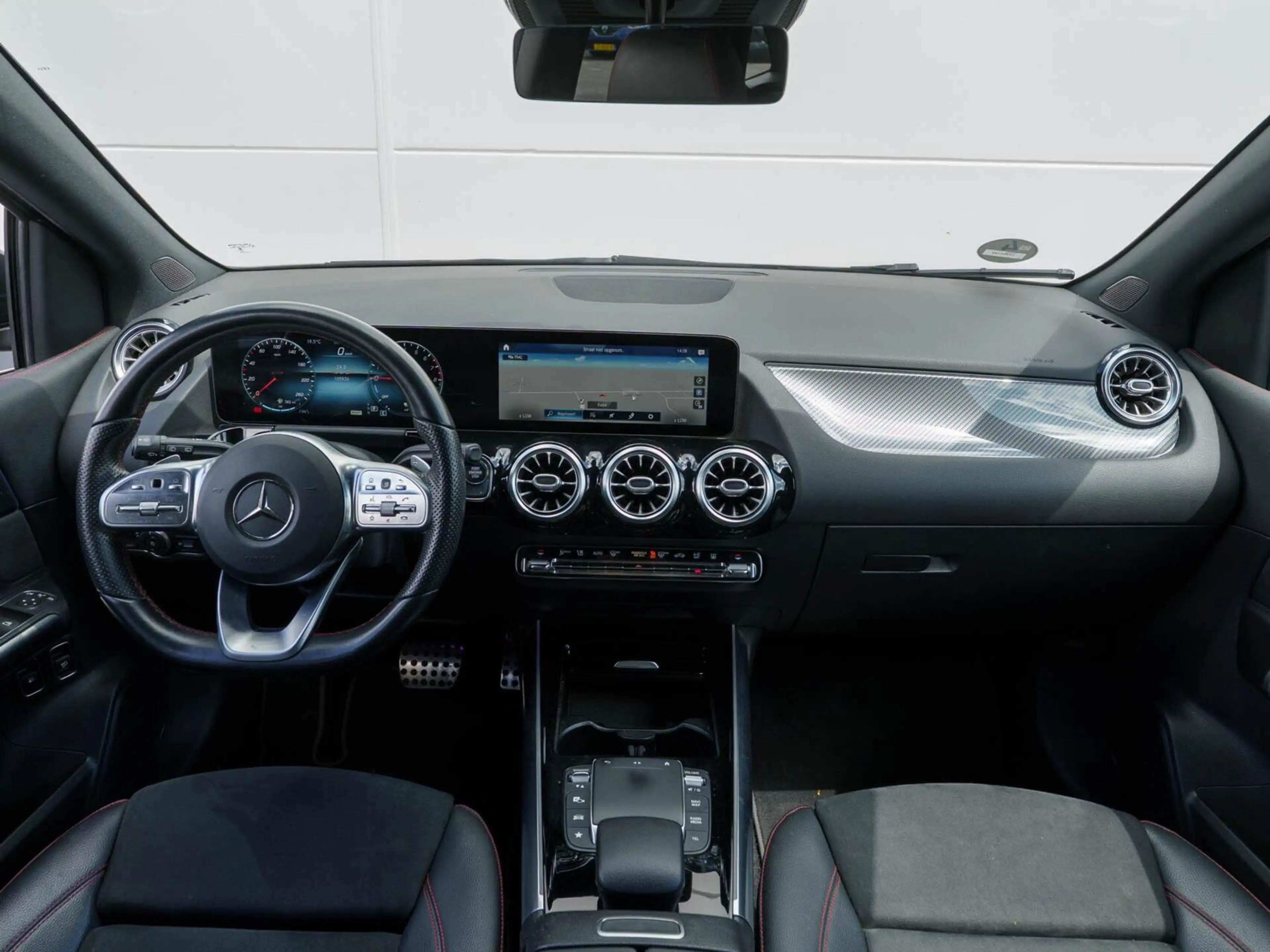 Mercedes-Benz B 250 e AMG Business Solution | Navigatie | Camera | Sfe — photo 2