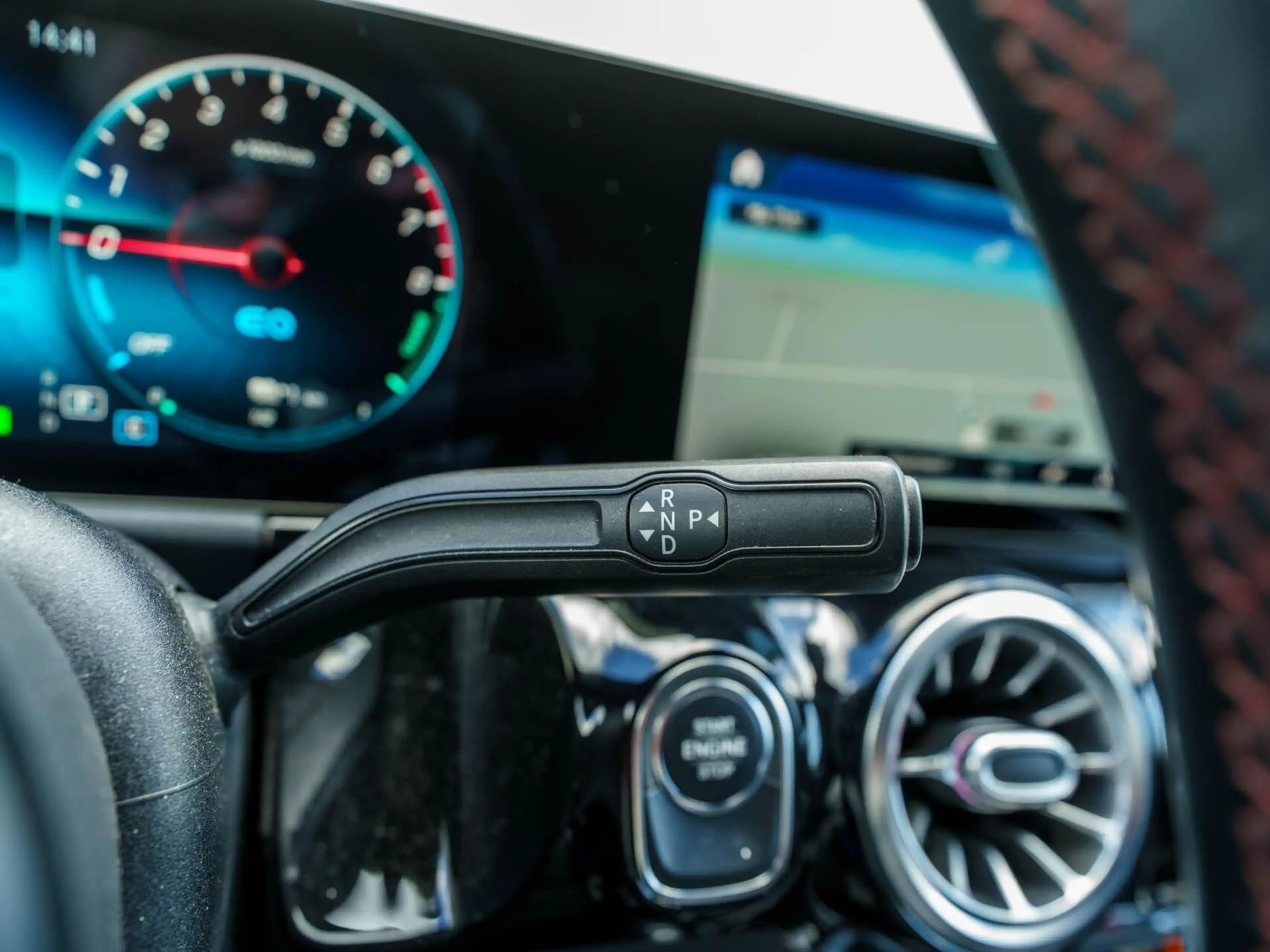 Mercedes-Benz B 250 e AMG Business Solution | Navigatie | Camera | Sfe — photo 7