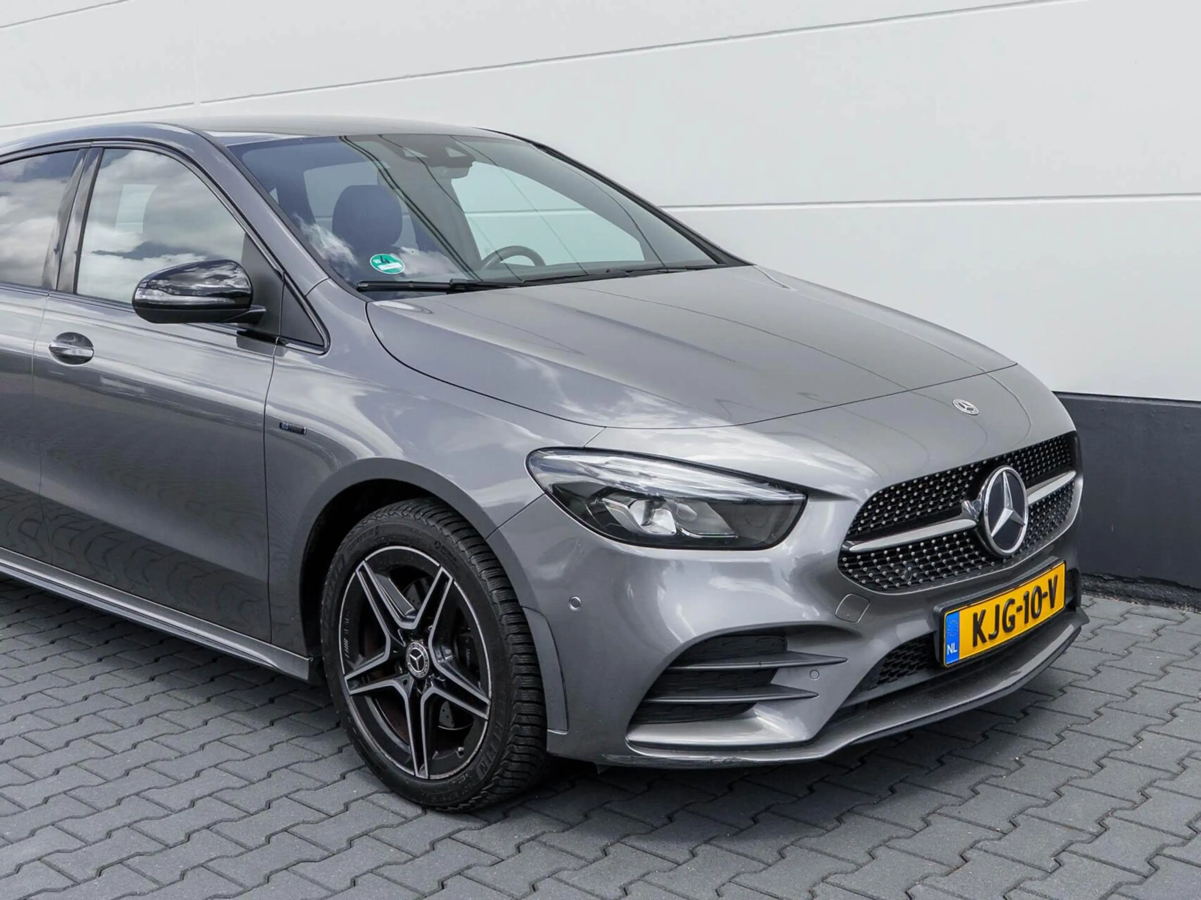 Mercedes-Benz B 250 e AMG Business Solution | Navigatie | Camera | Sfe — photo 37