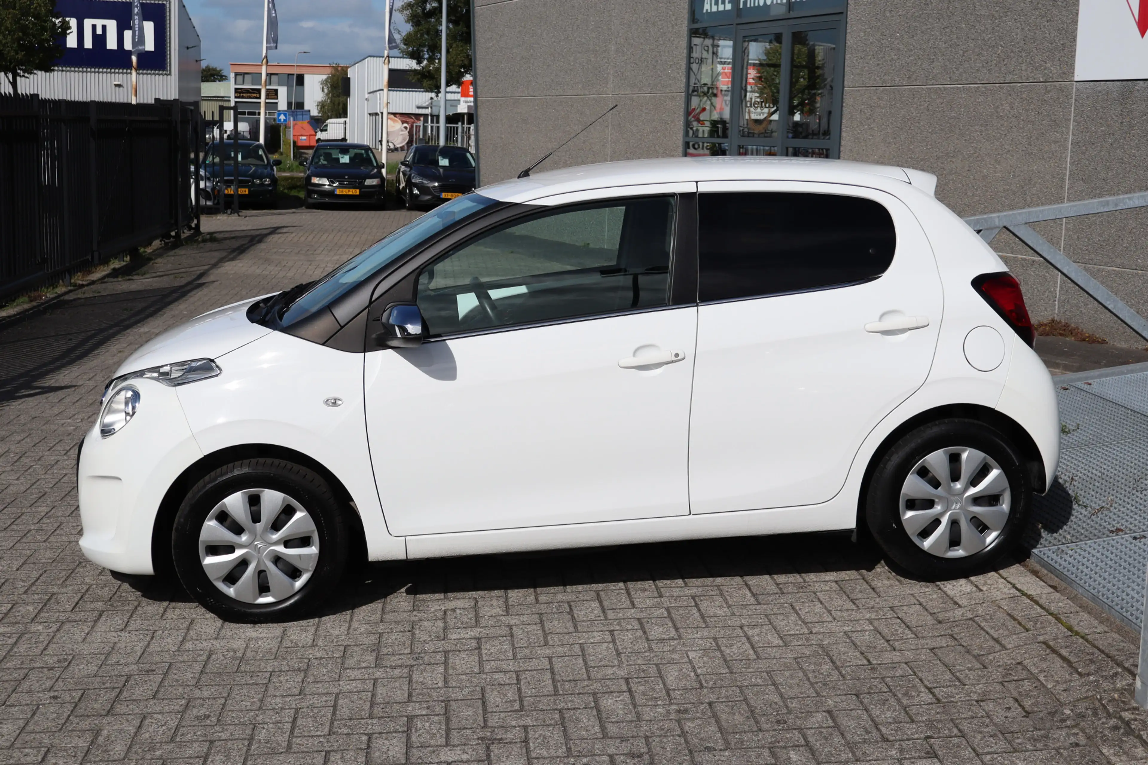 Citroen C1 1.0 VTi Nederlandse auto/Apple carplay/Achteruitri — photo 4
