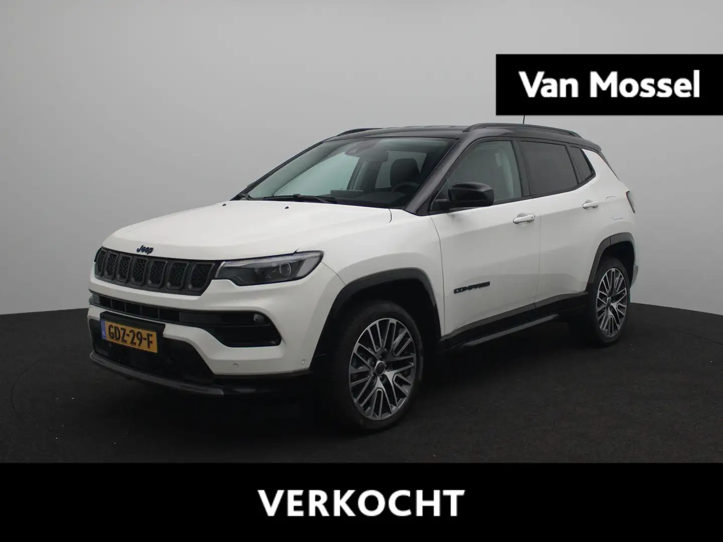 Jeep Compass 4xe 240 Plug-in Hybrid Electric Summit Wit - 1