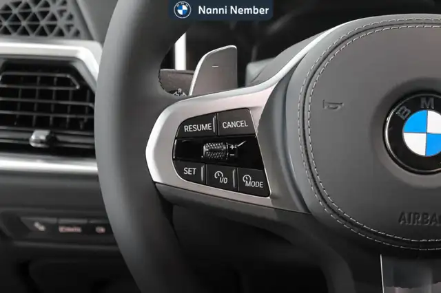 BMW X5 view 10
