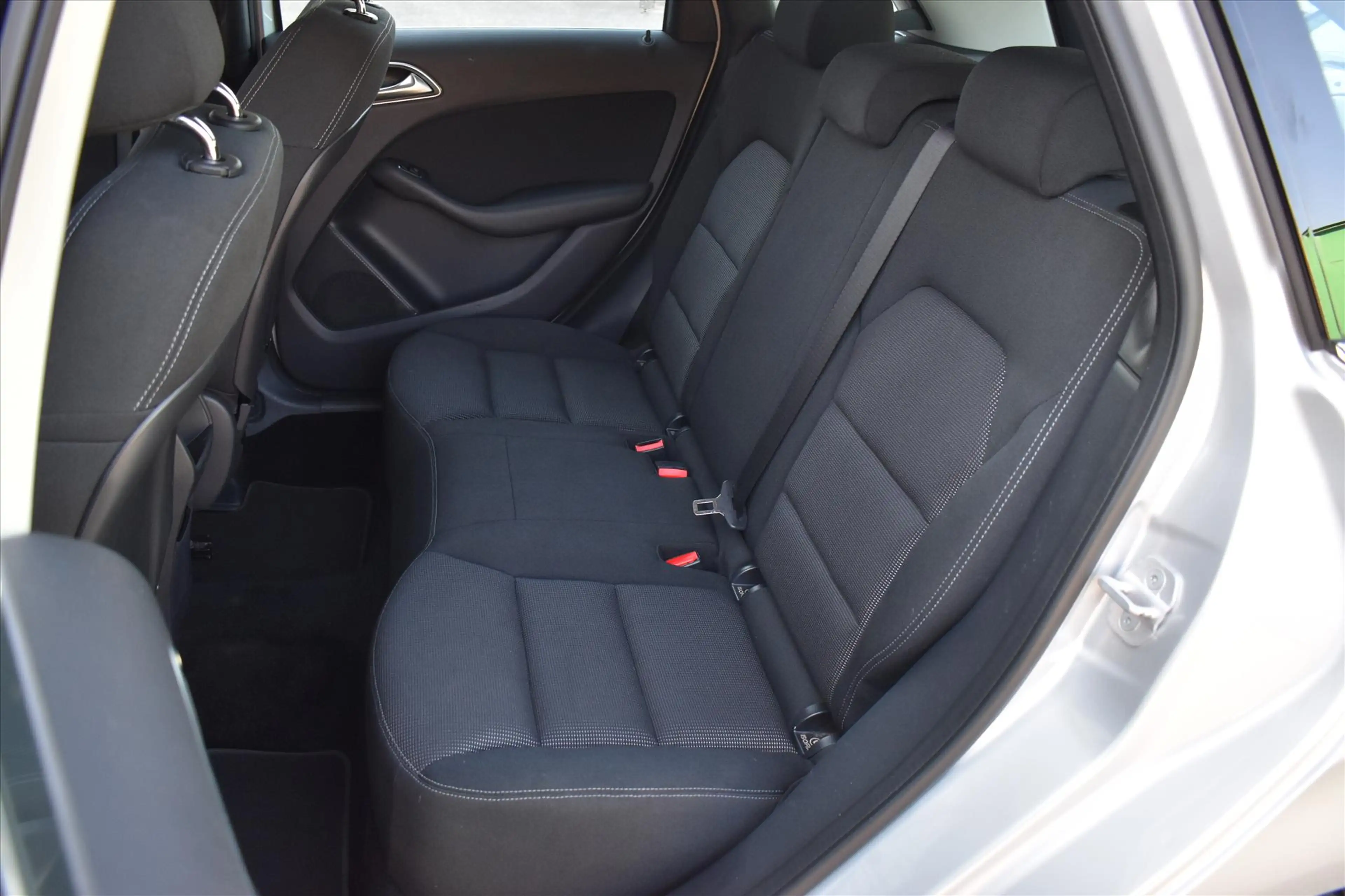 Mercedes-Benz B 250 2.0 B250 Ambition AUTOMAAT | Camera | Navi | Wegkl — photo 10