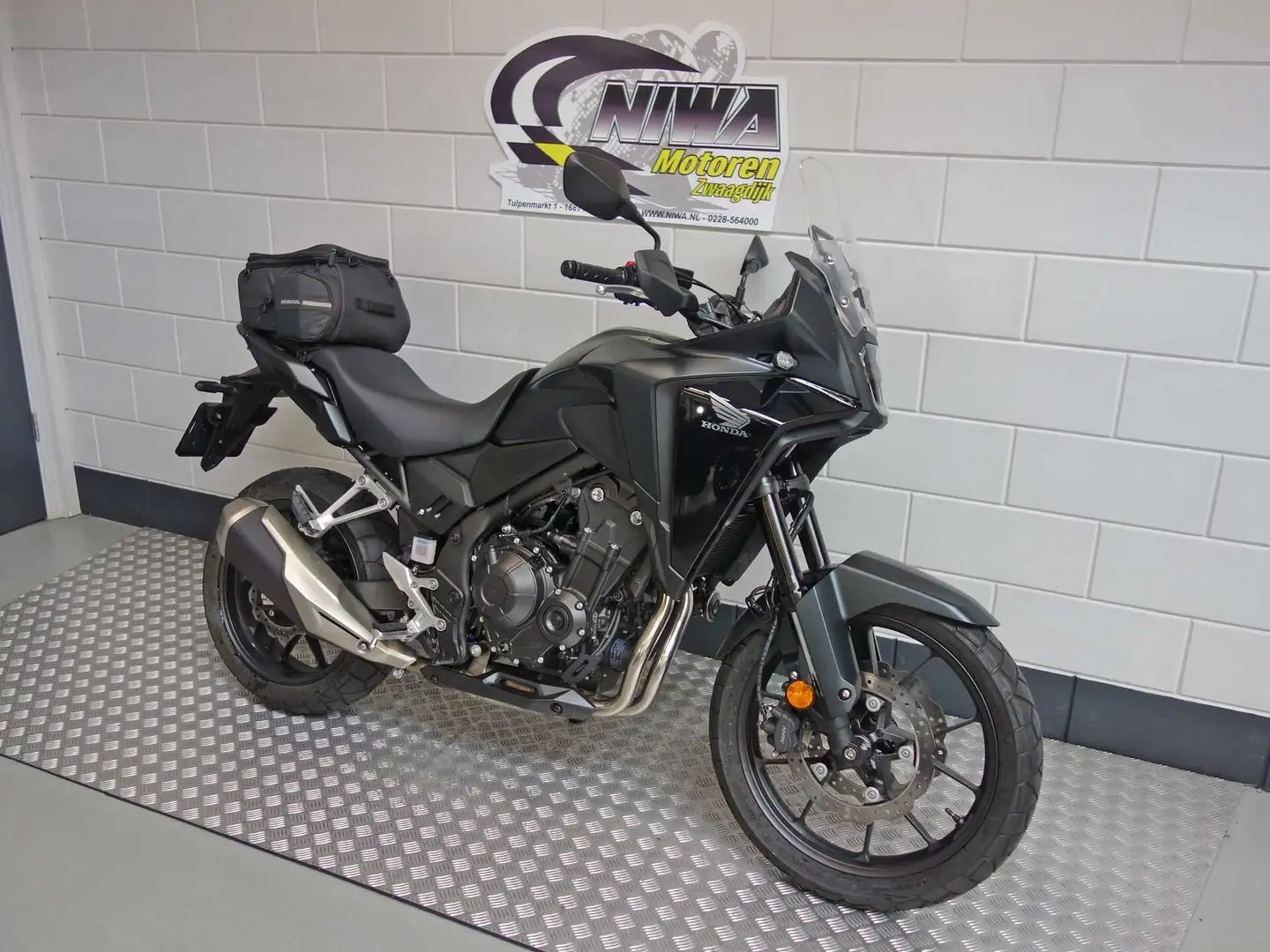 Honda NX 500 Zwart - 2