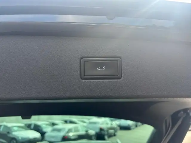 Volkswagen Tiguan view 14
