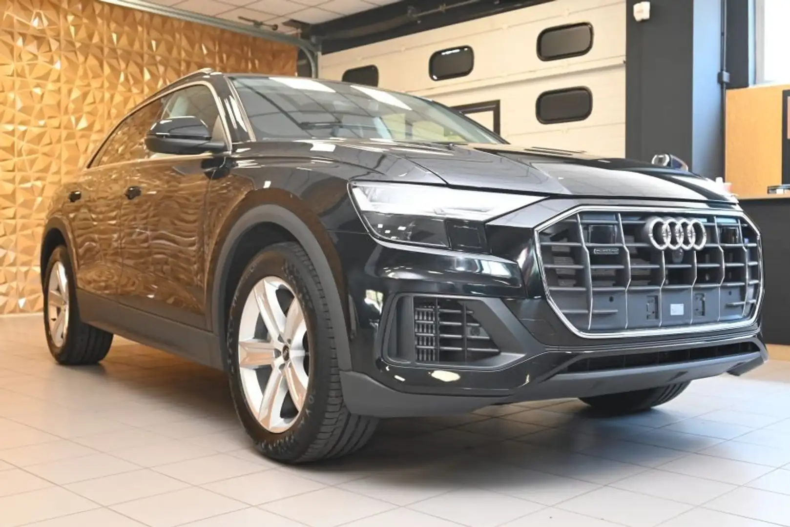 Audi Q8 55TFSI Q.TIP.SPORT ATT.RADAR CAM360°SED.RIS.FUL Negro - 2