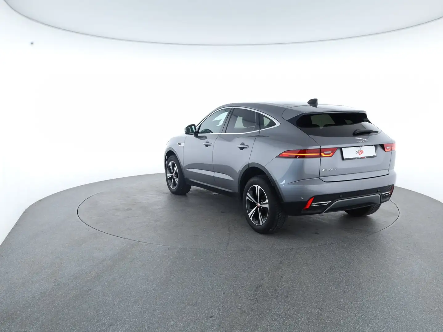 Jaguar E-Pace 2.0DI4 D180 AWD 17" Aut. Grau - 2