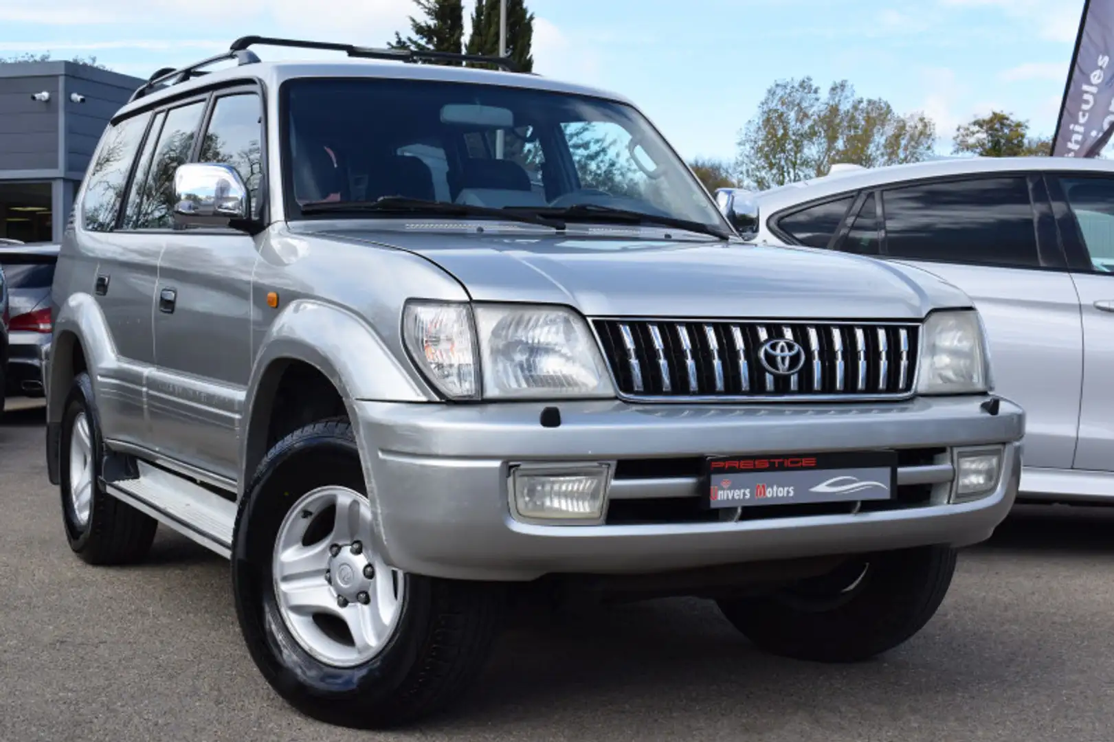 Toyota Land Cruiser 3.0 TD 125CH VX 5P 8Places Gris - 1