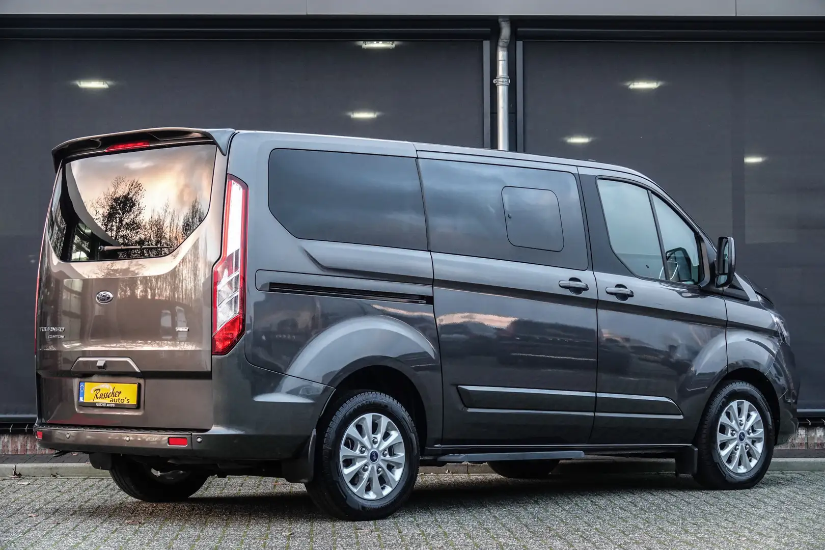 Ford Transit Custom Tourneo PHEV | L1H1 | 125Pk 8-persoons | MARGE | T Grijs - 2