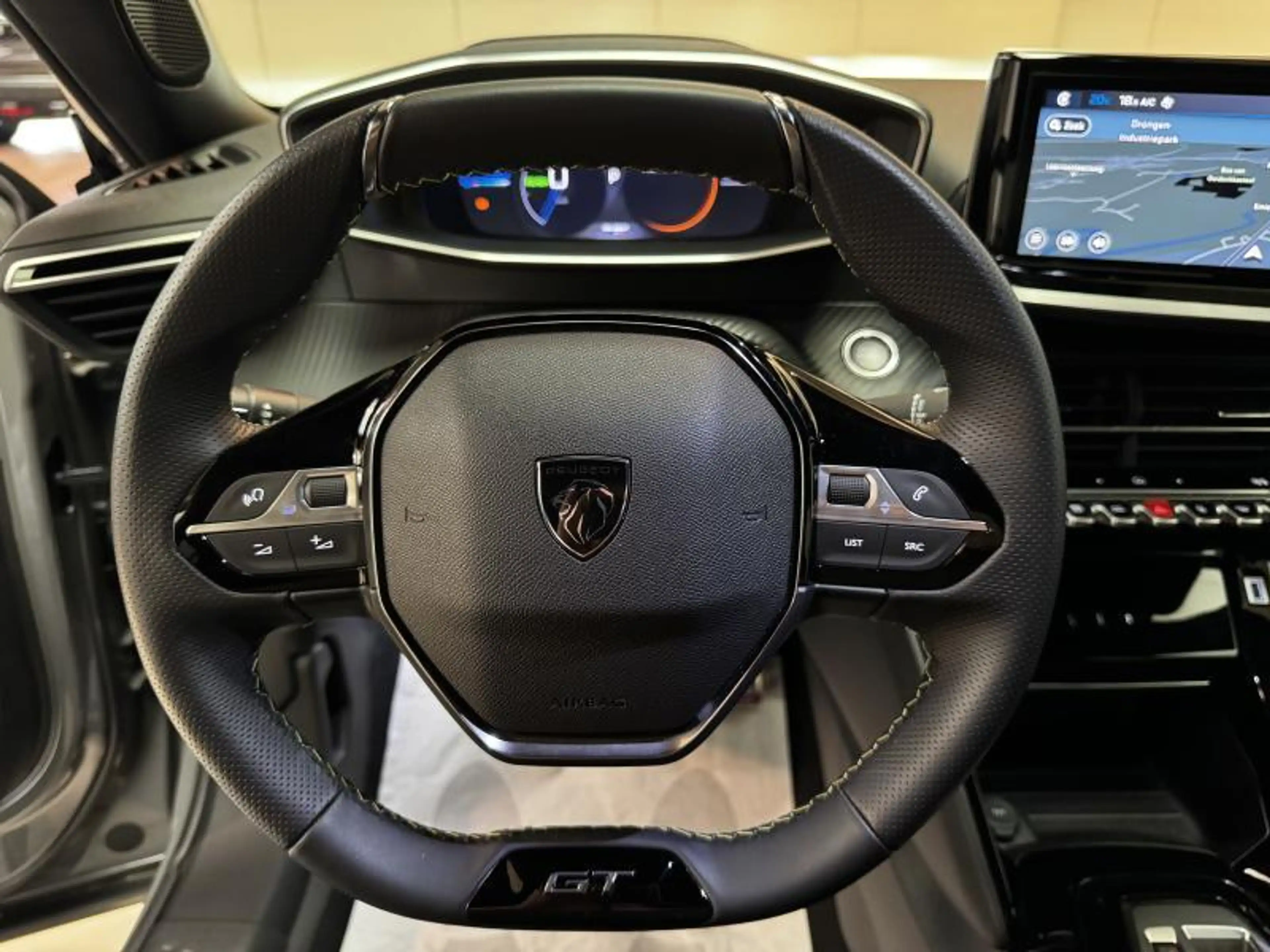 Peugeot 2008 50KWh GT **SELENIUM** LED|GPS|PDC|CRUISE|CAM|CARPL — photo 2