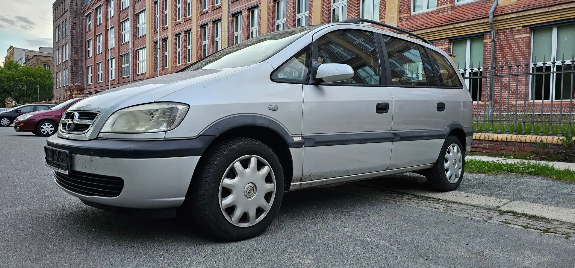 Opel Zafira A*Klima*7 Sitze*Klima*8 fach bereift* Grigio - 1