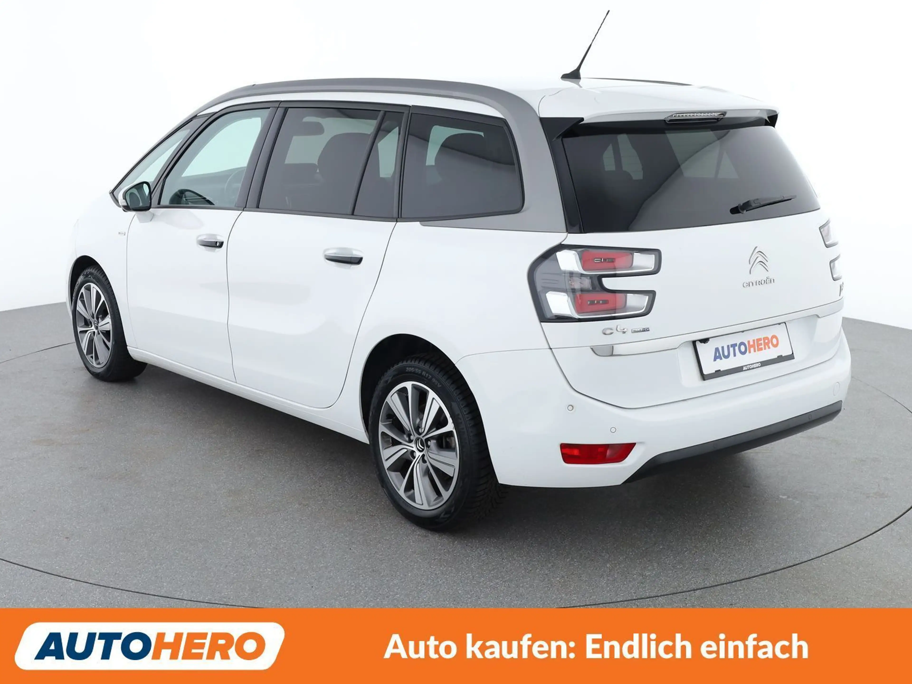 Citroen C4 Picasso 2.0 Blue-HDi Shine — photo 4