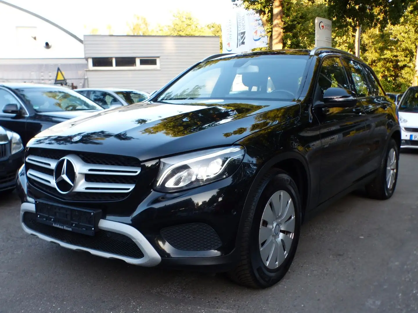 Mercedes-Benz GLC 220 GLC220d 4Matic Nav LED BT Shz Park-Assist Noir - 2