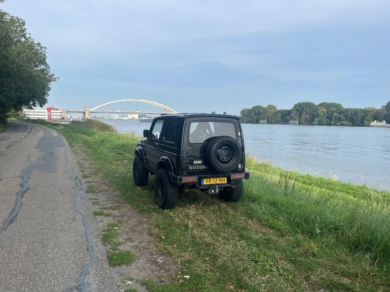 Suzuki Samurai undefined 1.3 Comm. de Luxe, foto 2