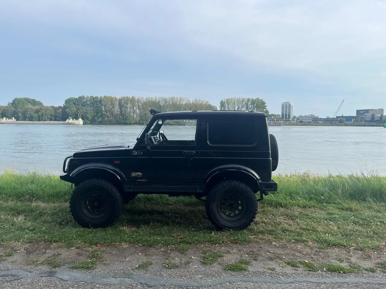 Suzuki Samurai undefined 1.3 Comm. de Luxe, foto 3