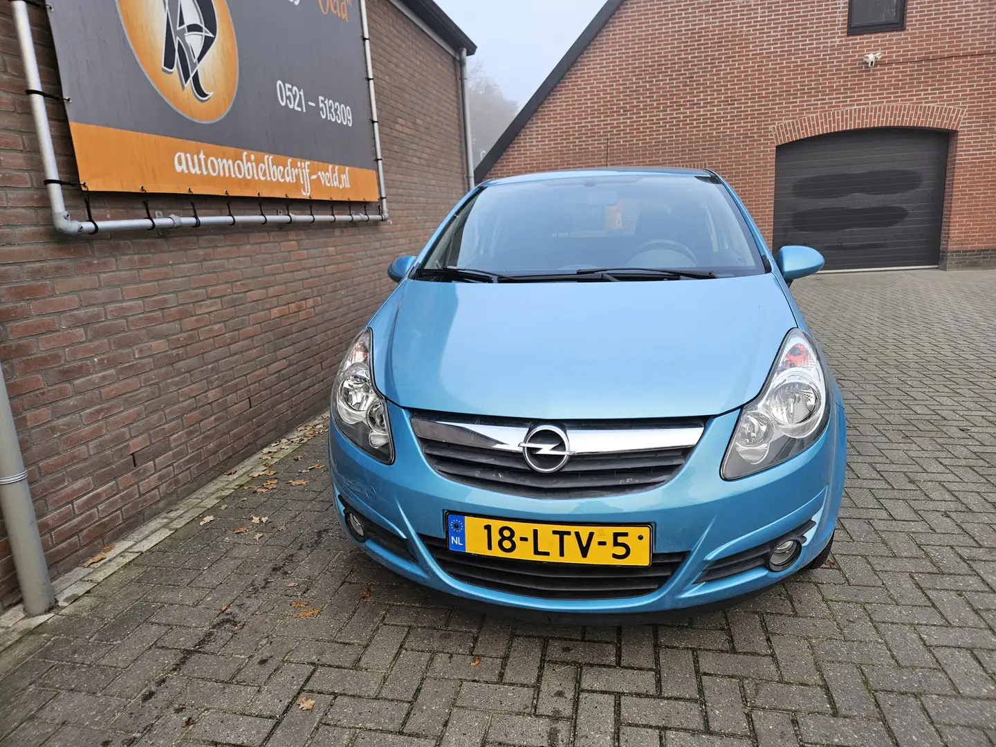 Opel Corsa 1.2-16V '111' Edition Blau - 2