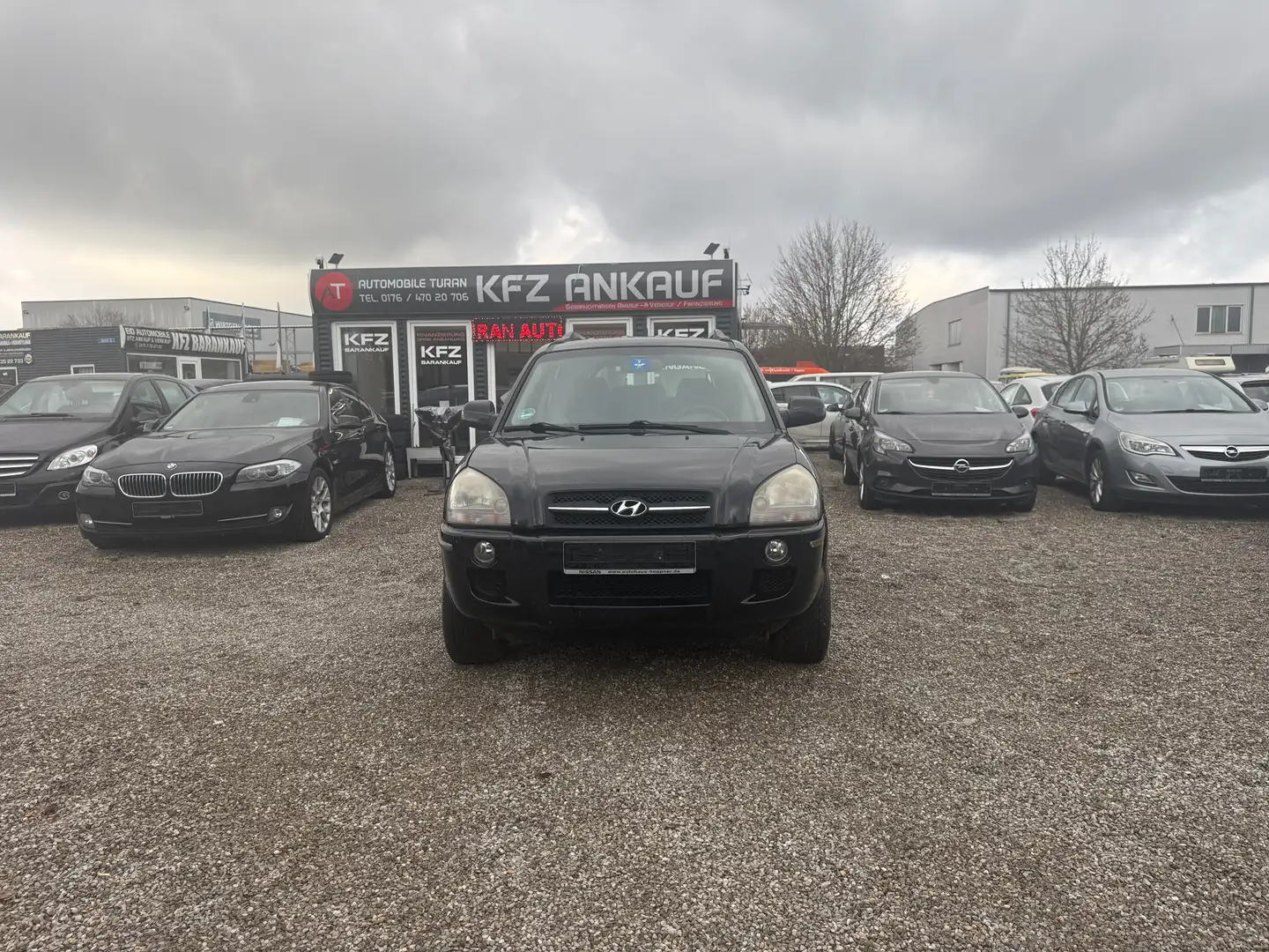 Hyundai TUCSON 2.0 GLS (2WD) !!!ANHÄNGERKUPPLUNG!! Schwarz - 2