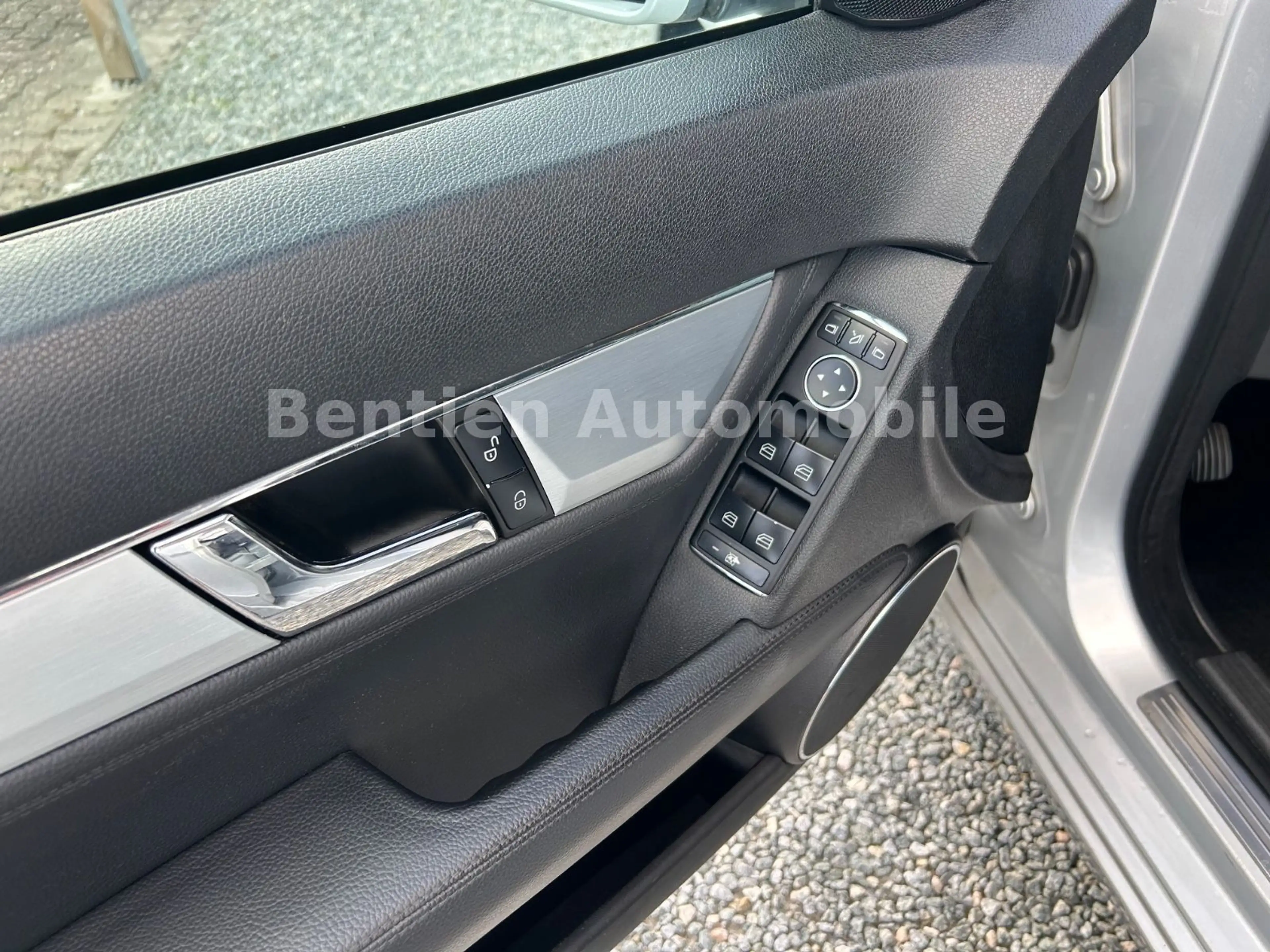 Mercedes-Benz C 350 CDI,Leder,Navi,SHZ.Alu,PDC — photo 14