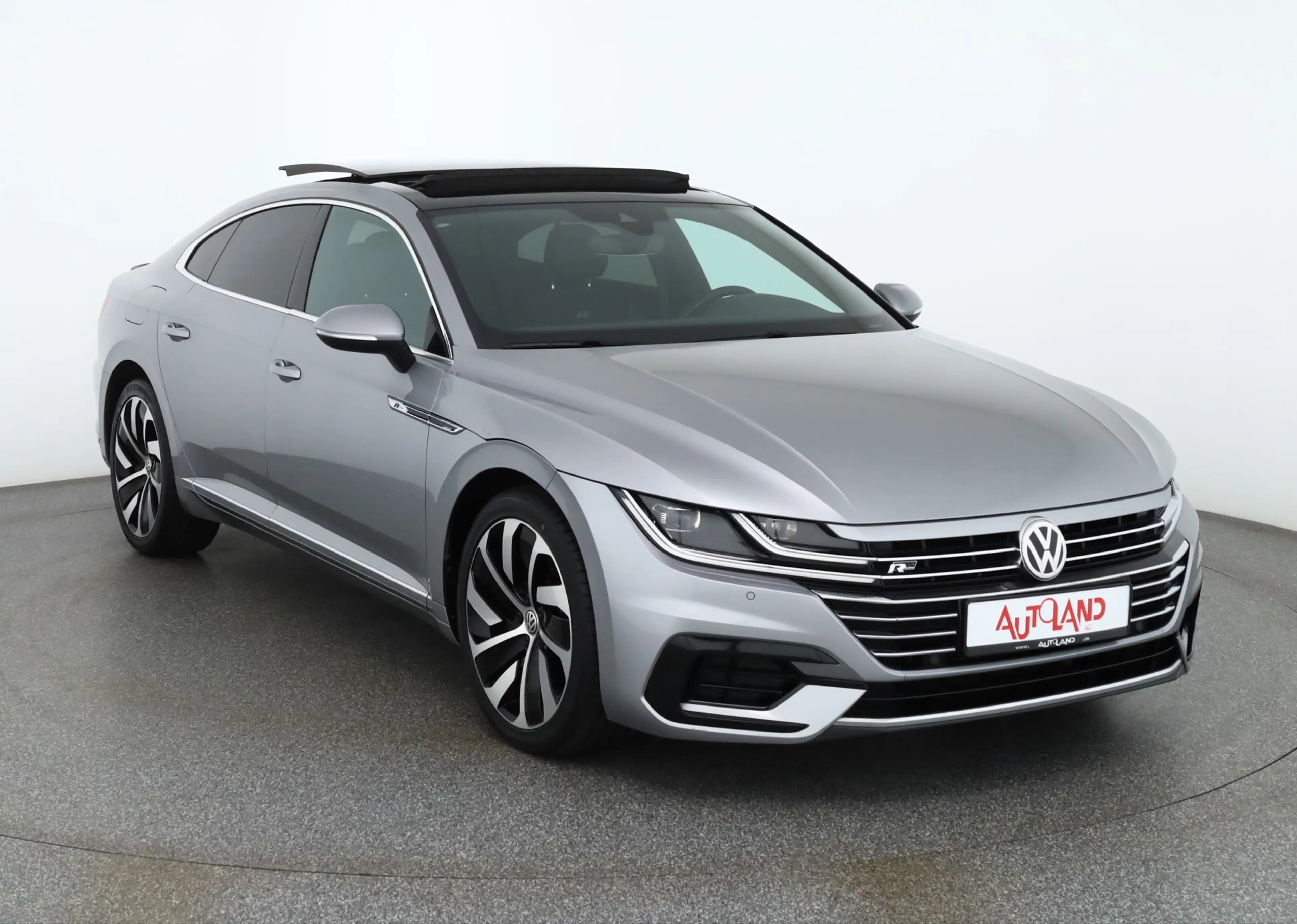 Volkswagen Arteon 2.0 TSI DSG R-Line LED Panorama ACC PDC — photo 7