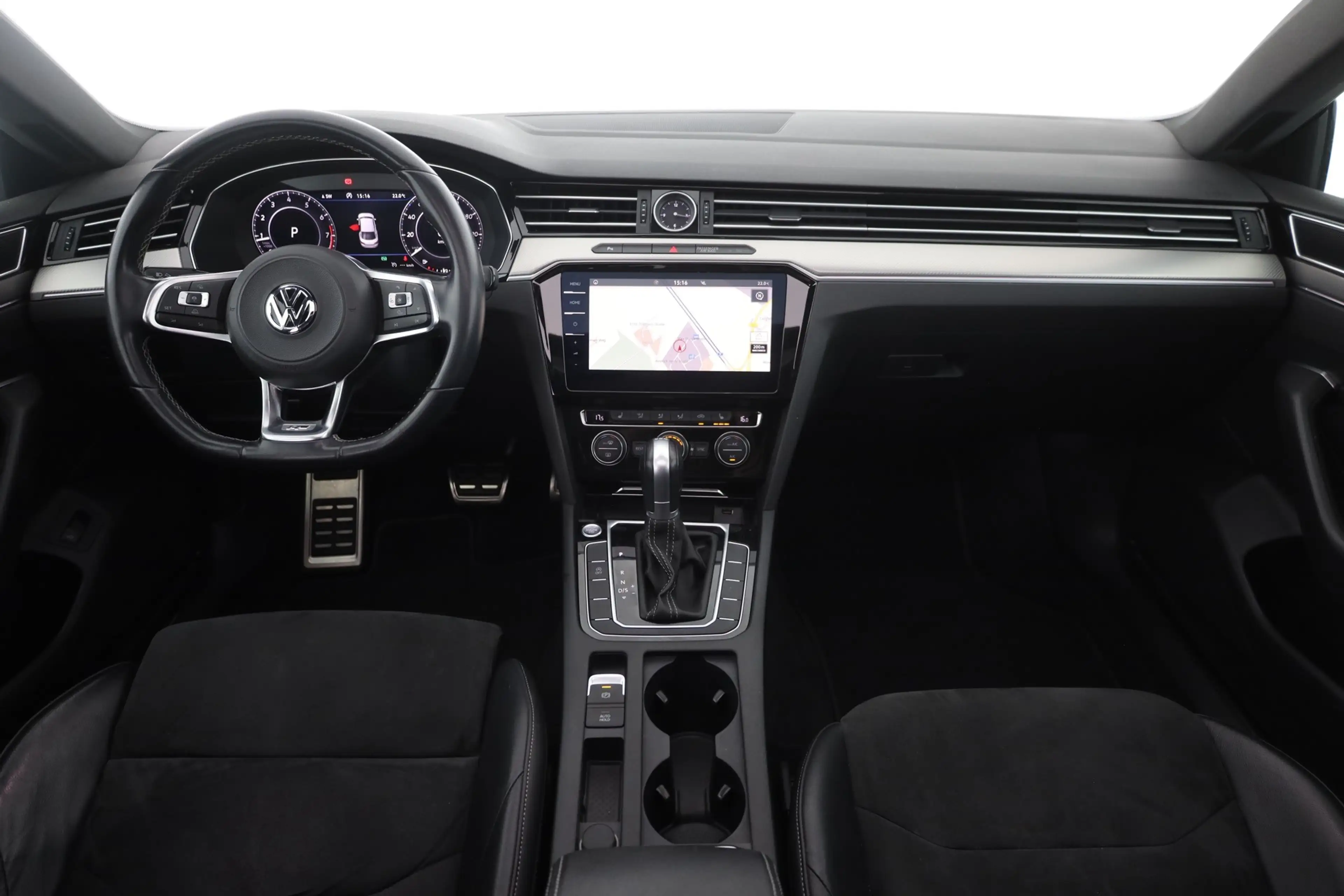Volkswagen Arteon 2.0 TSI DSG R-Line LED Panorama ACC PDC — photo 9