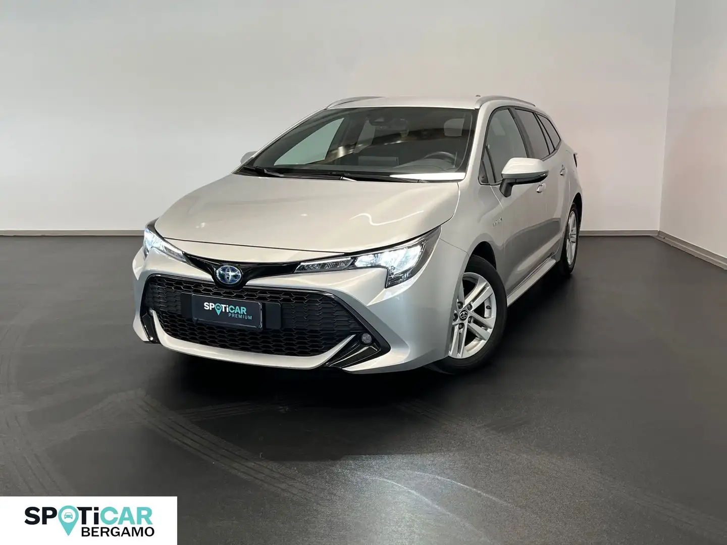 Toyota Corolla Active 1.8 Hybrid Touring Argintiu - 1