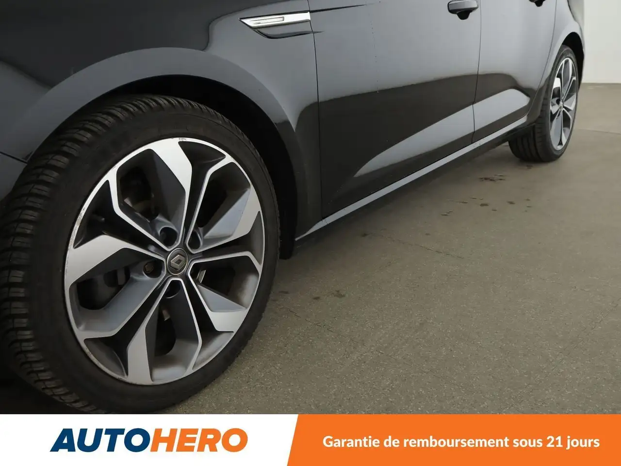 Renault Megane Berline — photo 30
