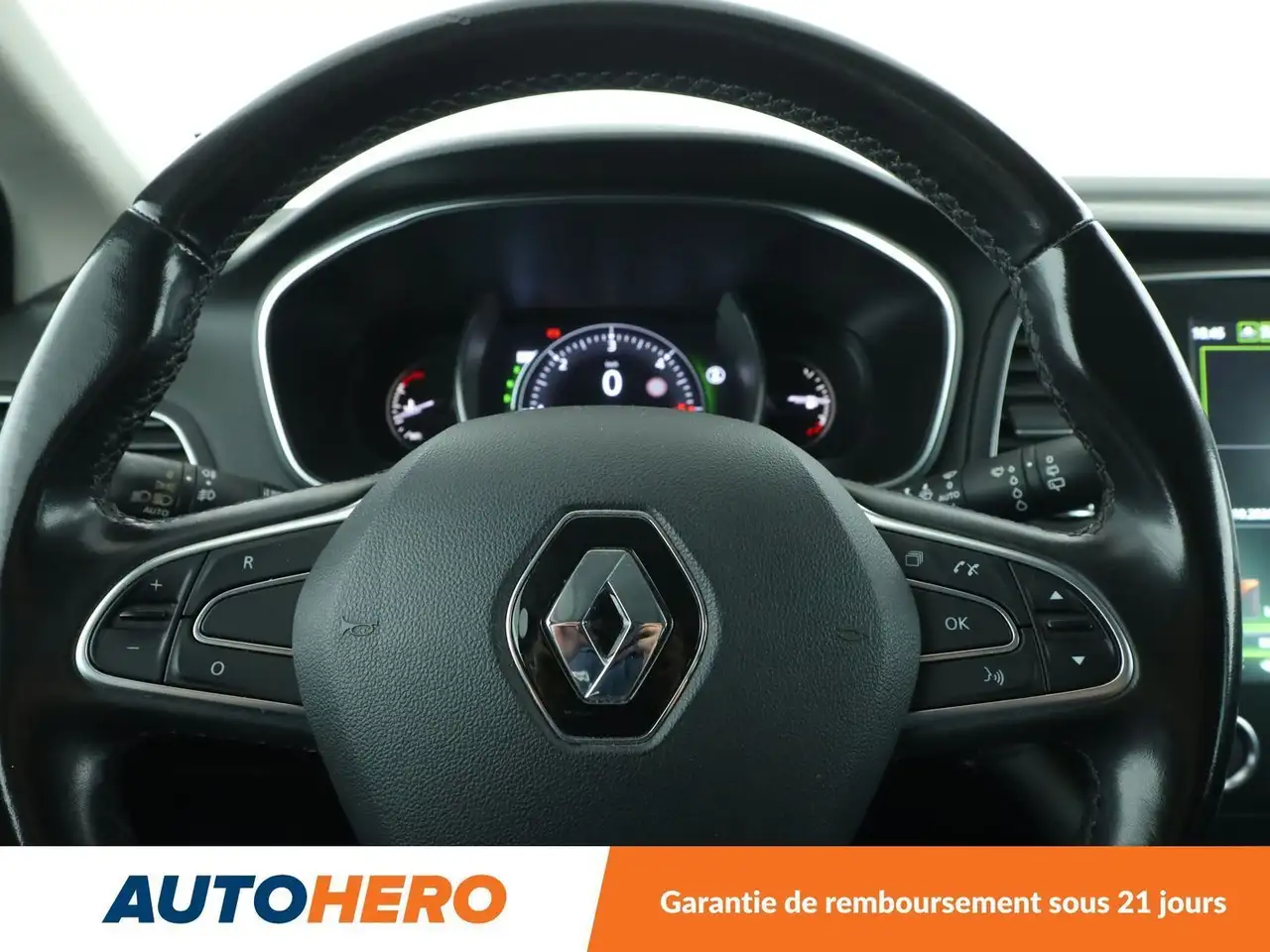 Renault Megane Berline — photo 19