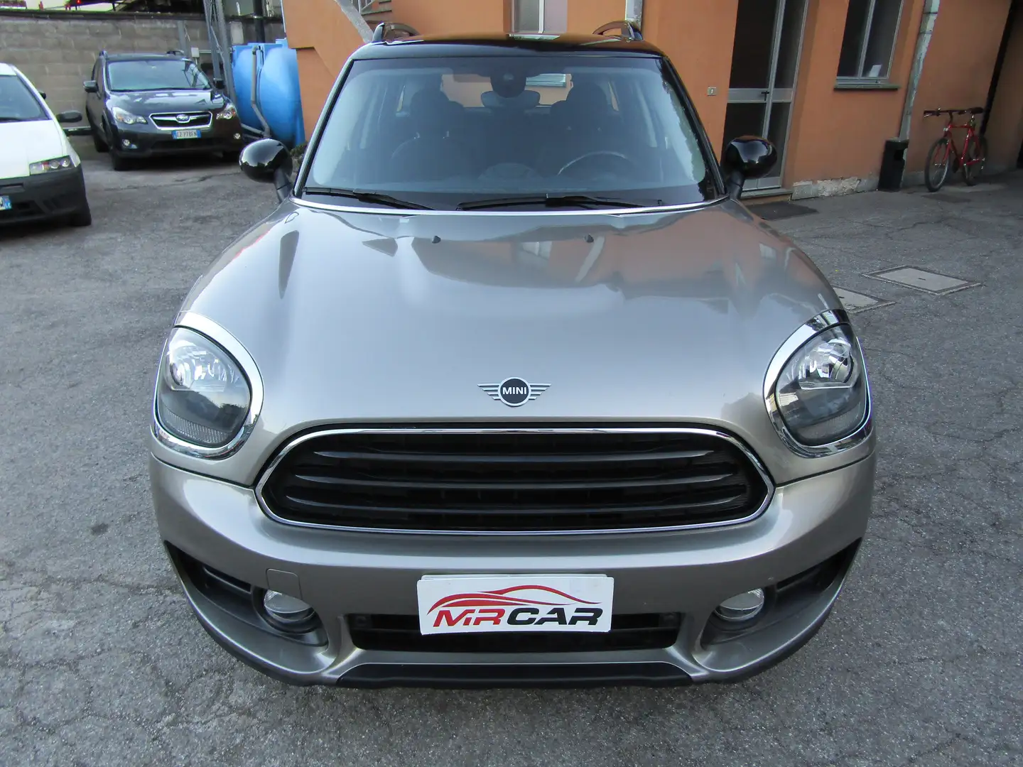 MINI Cooper Countryman Countryman Cooper D 2.0 Hype auto *108.000 KM* Grau - 2