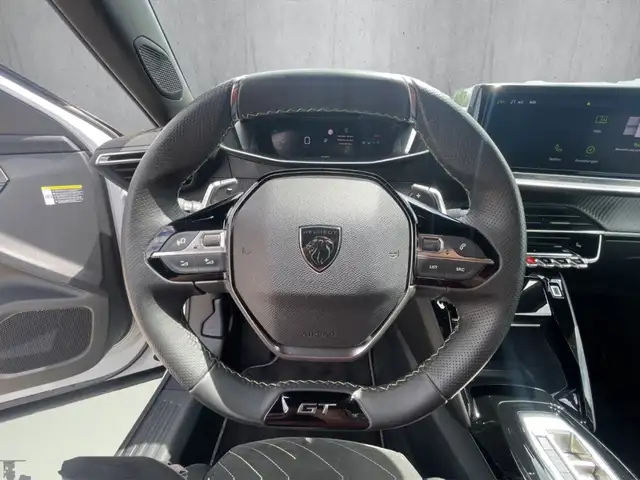 Peugeot 2008 view 10