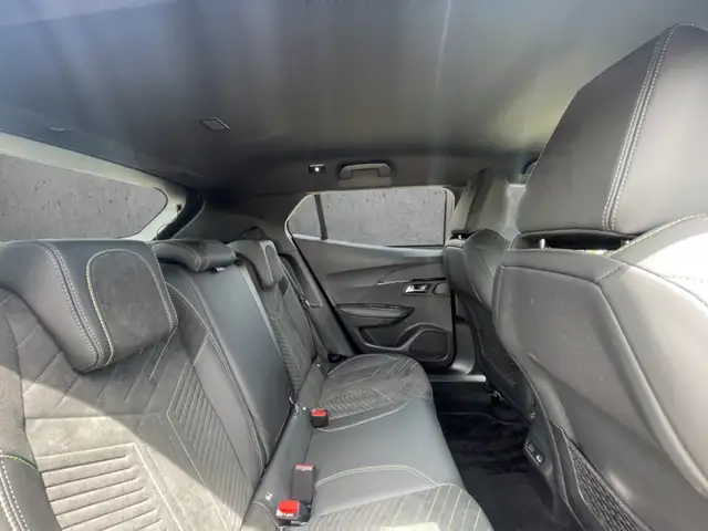 Peugeot 2008 view 14