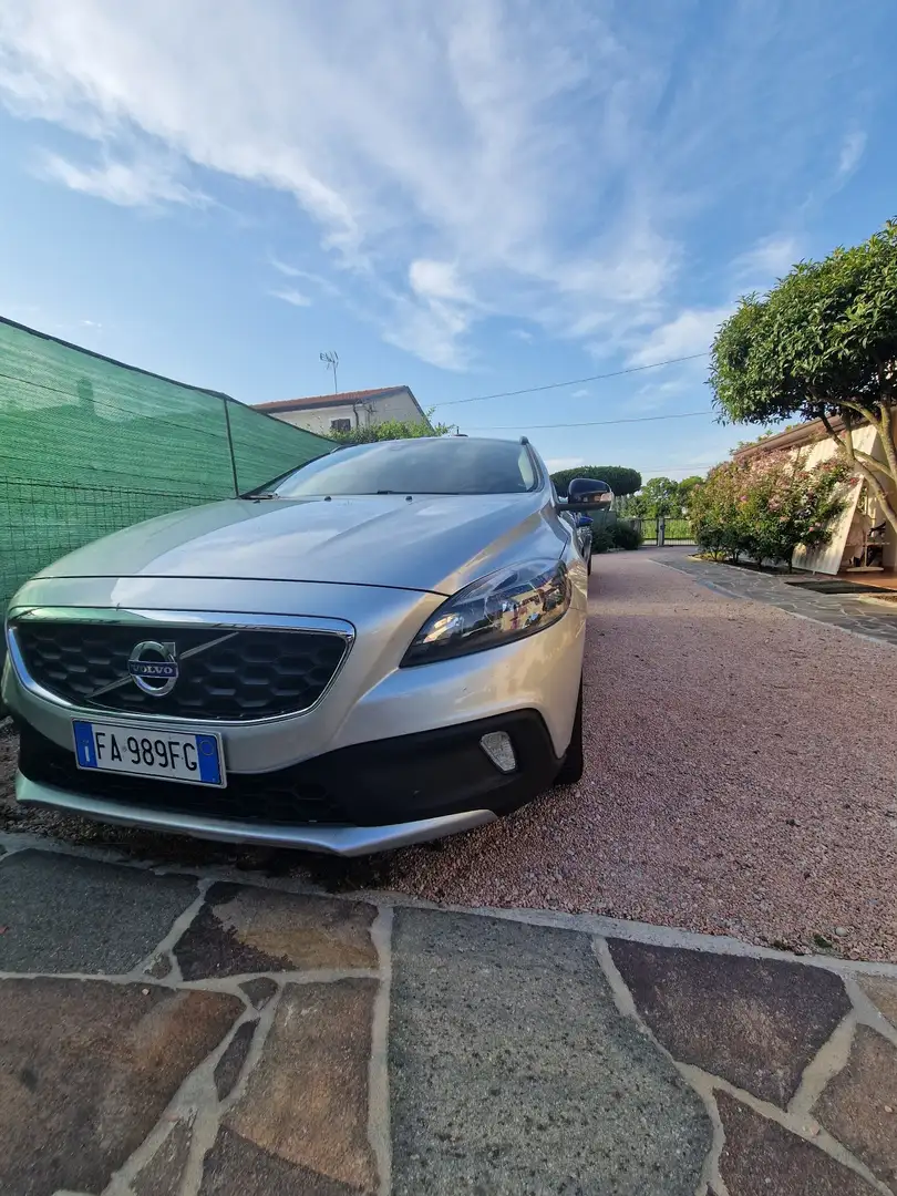 Volvo V40 1.6 d2 Business Edition powershit - 1