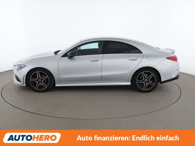 Mercedes-Benz Cla view 3