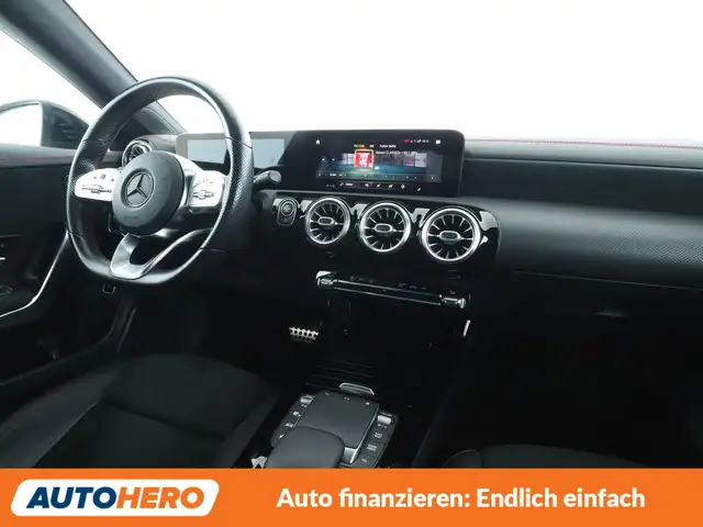 Mercedes-Benz Cla view 13
