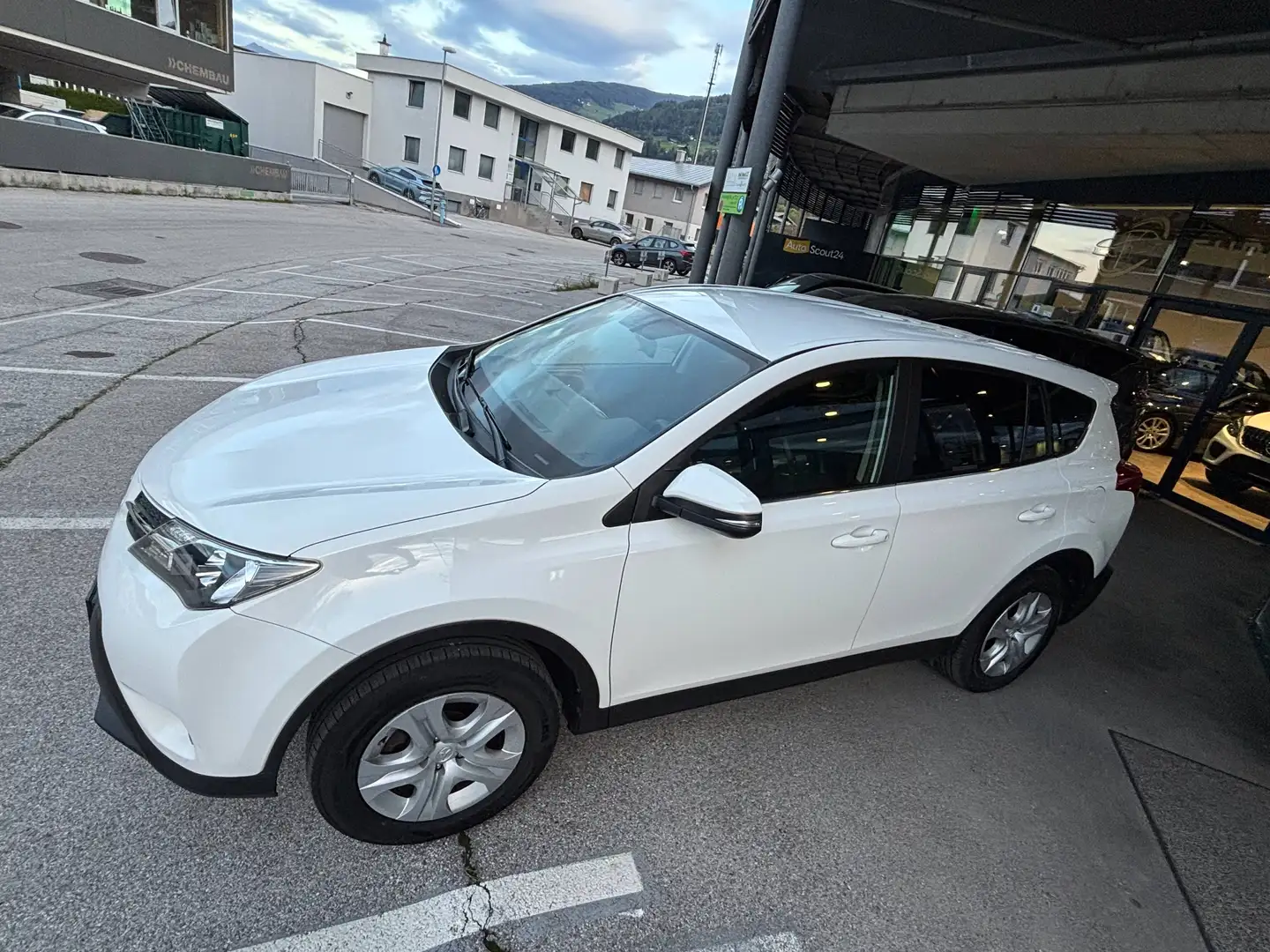 Toyota RAV4 RAV4 2,0 D-4D City 2WD City Weiß - 2