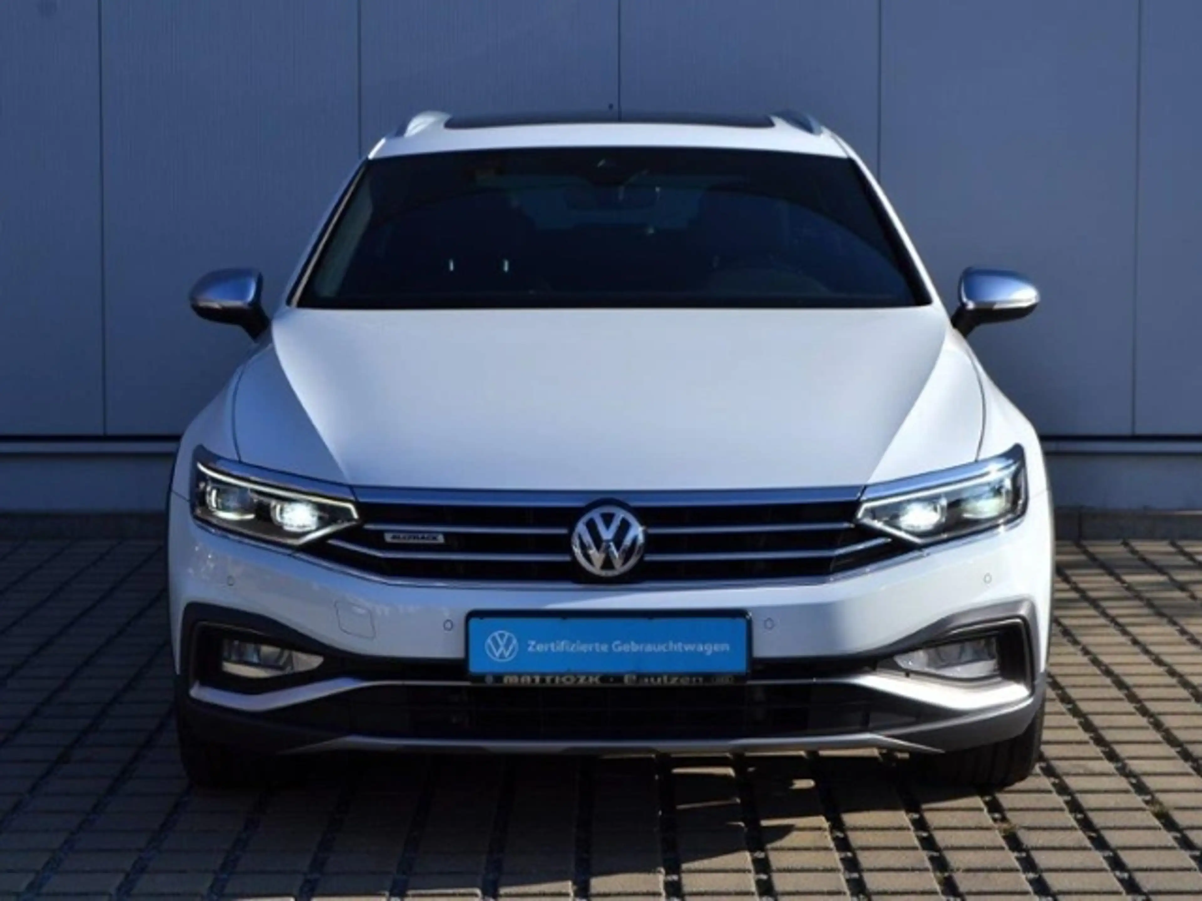 Volkswagen Passat Alltrack 2.0 TDI 190 PS 4Motion DSG AHK/MATRIX/18-ZOLL/PAN — photo 12