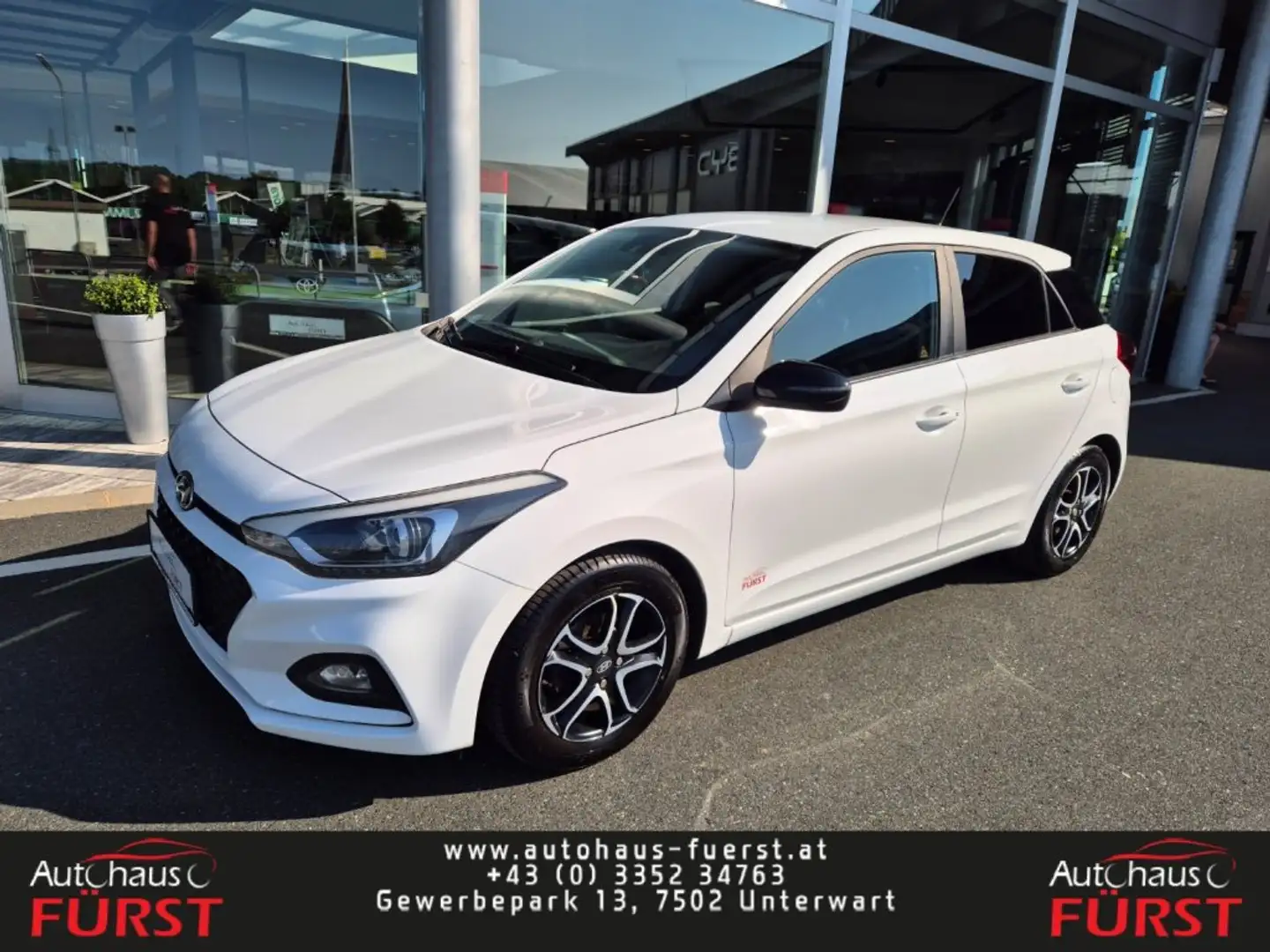 Hyundai i20 (GB) Level 3 Plus 1,25 *8-Fach* Weiß - 1