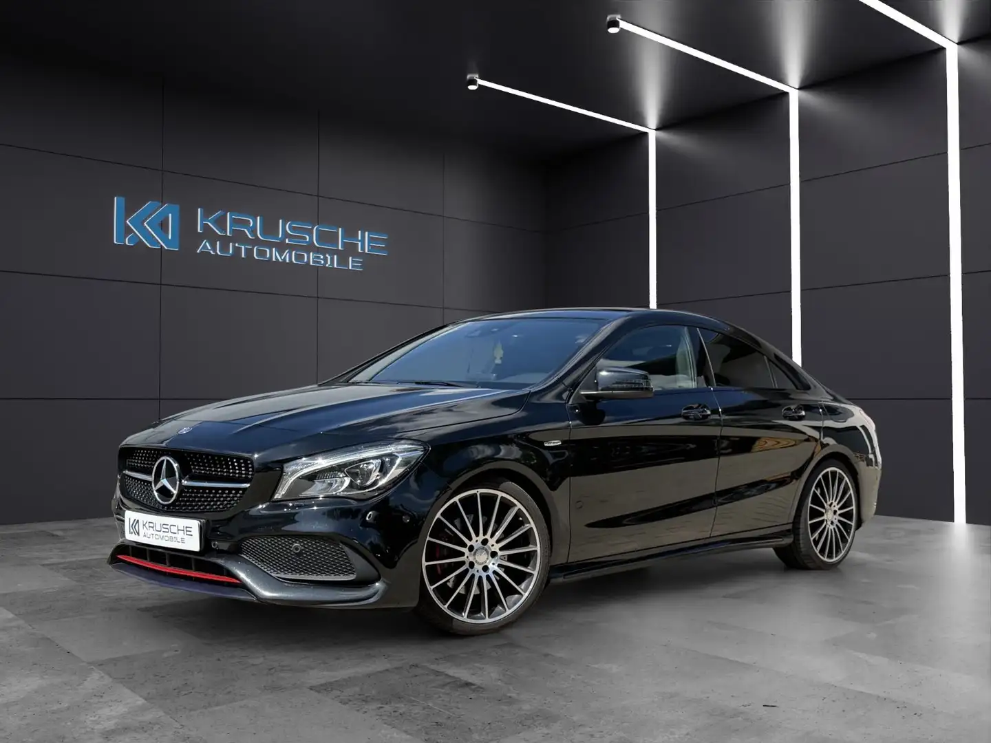 Mercedes-Benz CLA 250 4Matic *AMG-Line*Night-Pa*RFK*Pano*Autom Schwarz - 1